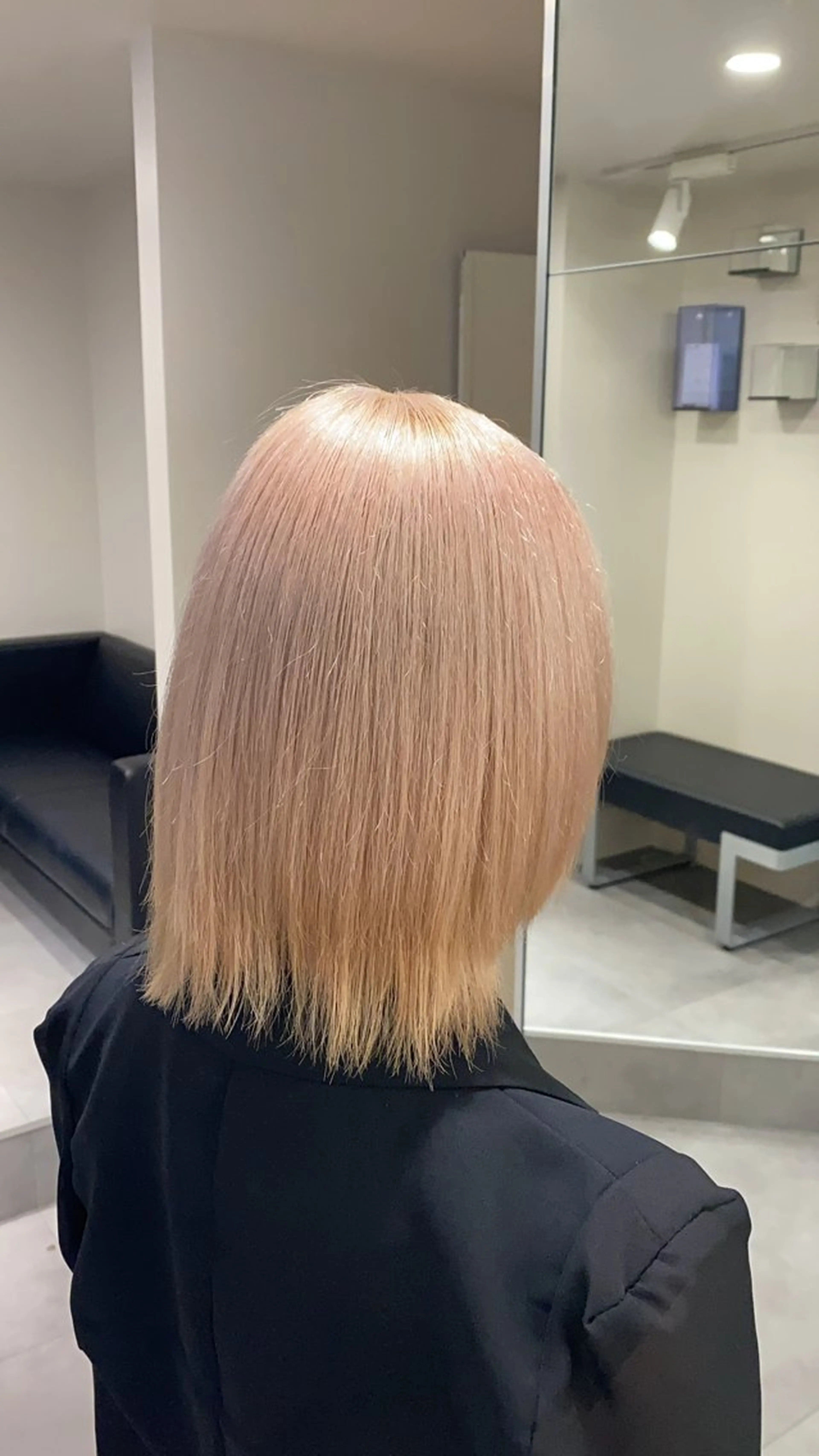 ミディアム カラー ヘアカラー トリートメント ベレーザ渋谷所属・🦋ハイトーン・髪質 改善🦋成嶋 朋希のヘアスタイル