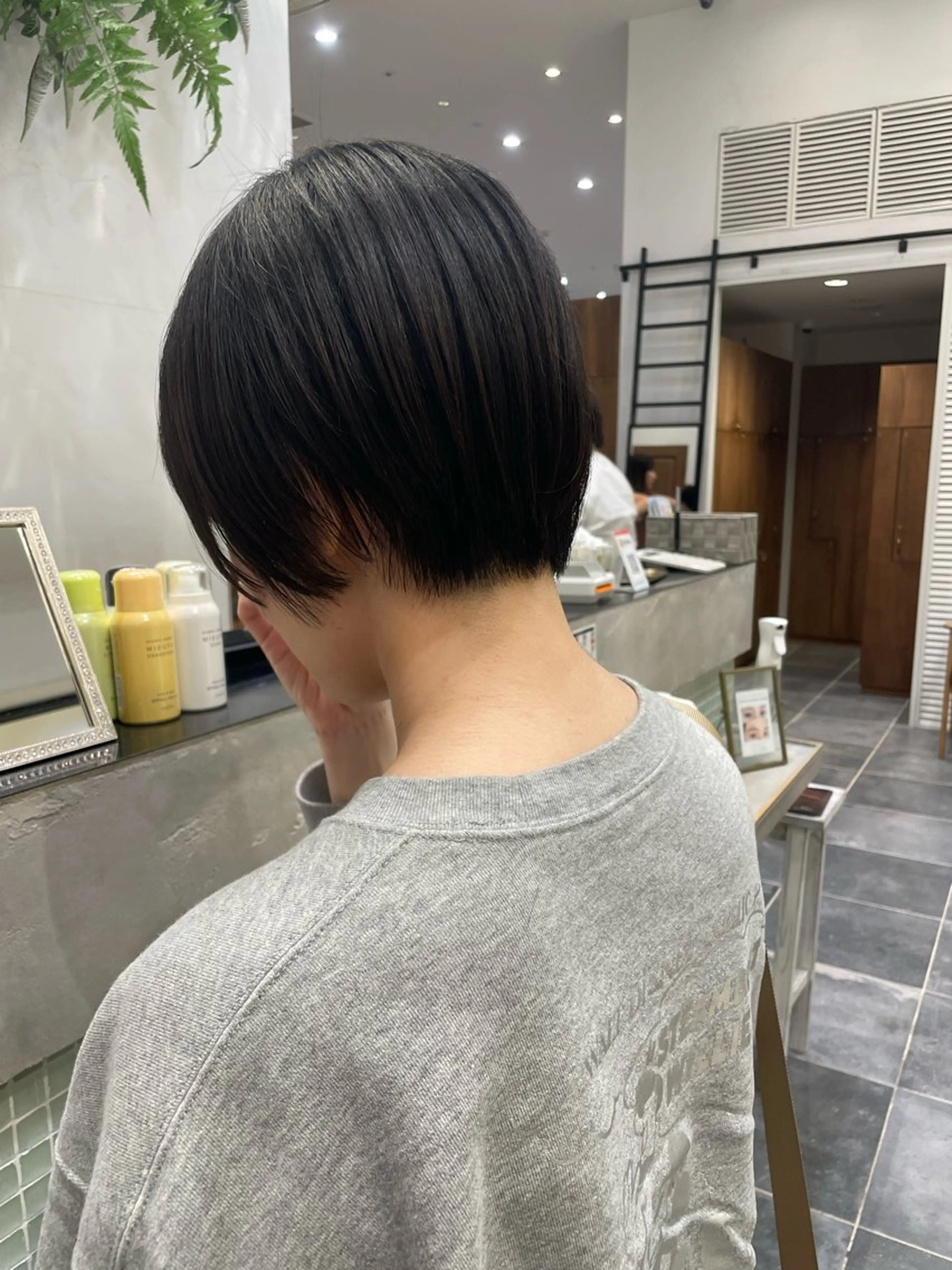 ショート 似合わせ♡レイヤー/ 暖色艶カラー/moeのヘアスタイル