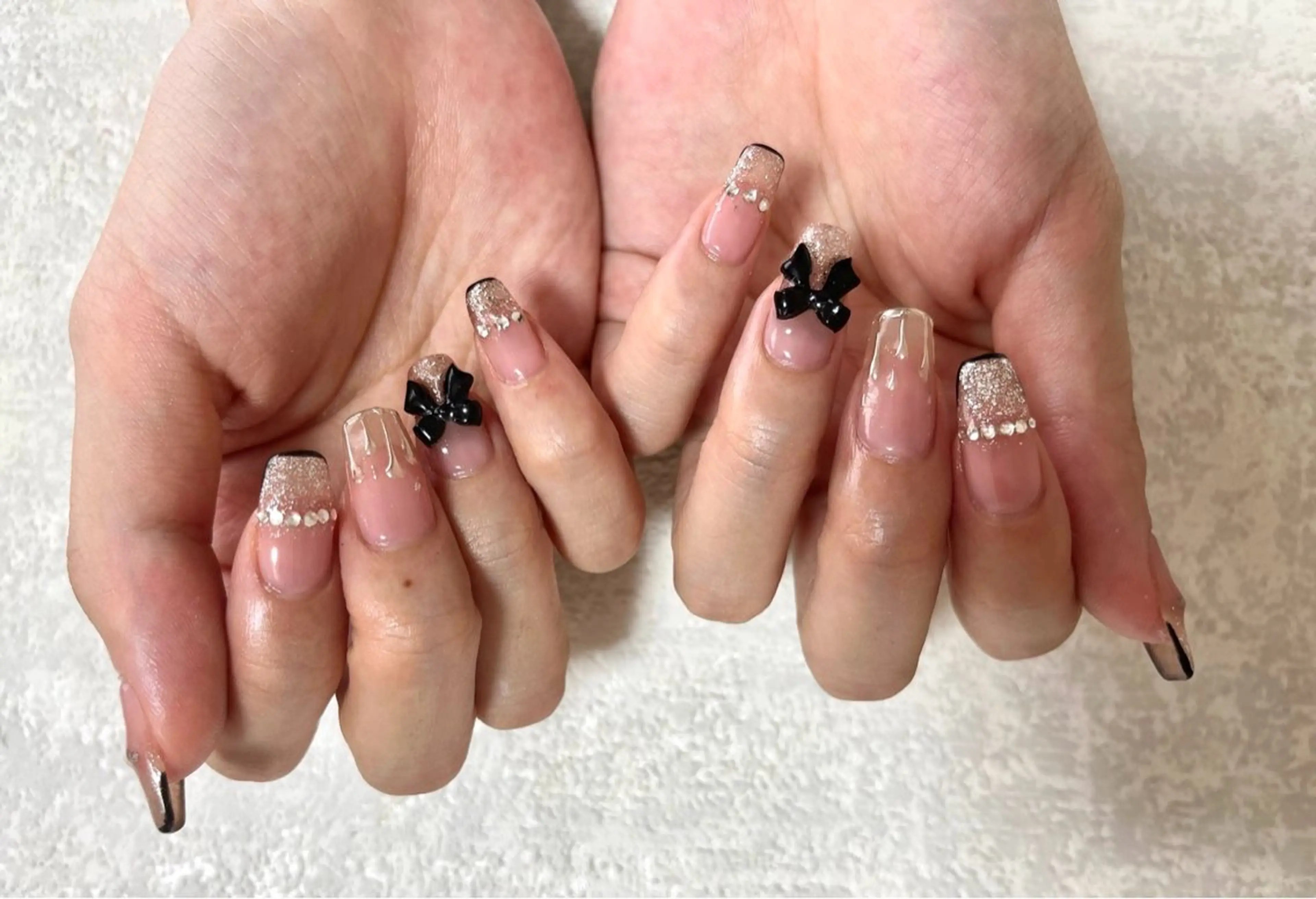 ネイル フットネイル ジェルネイル キラキラネイル パラジェル 夏ネイル kikinail 溝の口のネイルデザイン