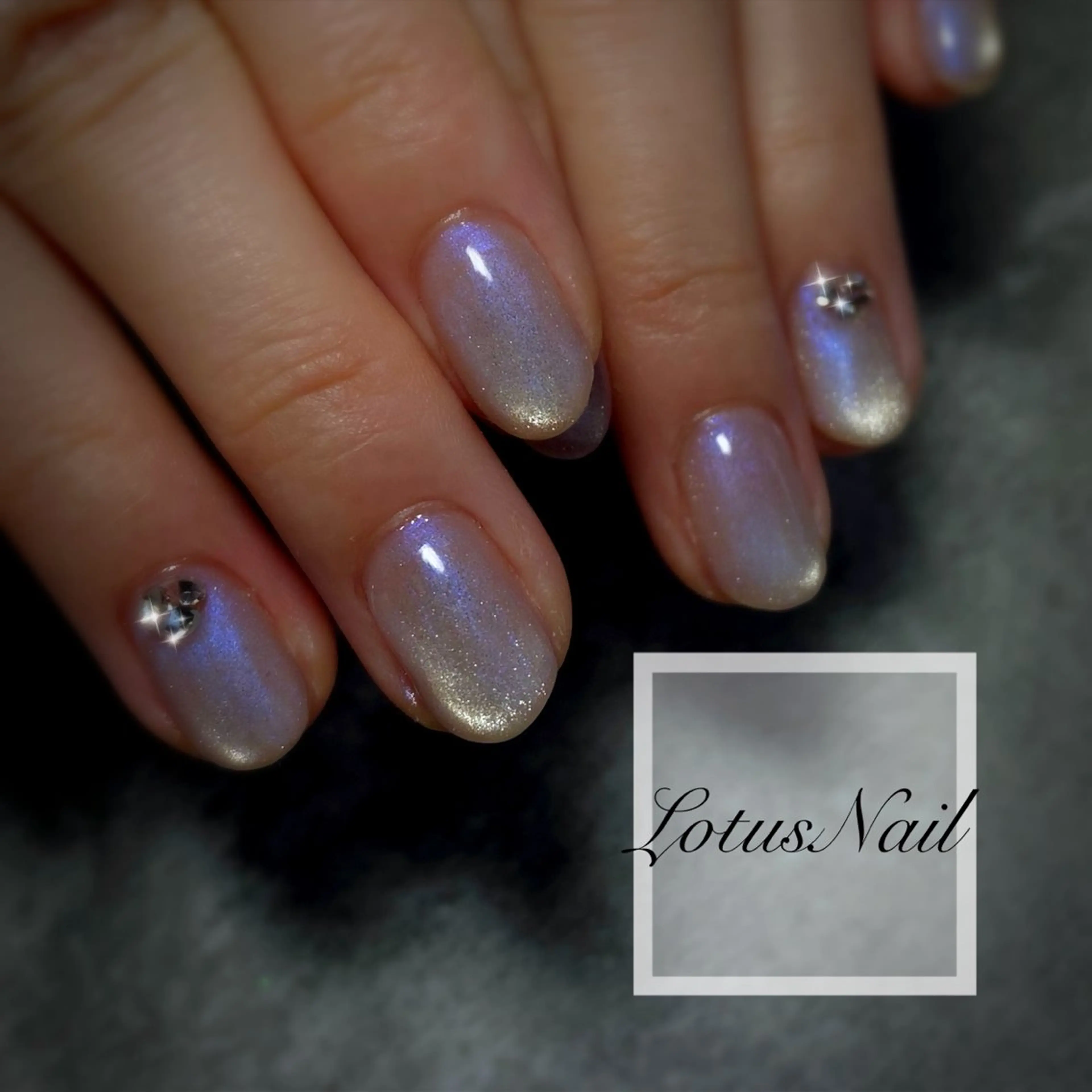 ネイル 氷ネイル・うるうるネイル マグネットネイル Lotus Nailのネイルデザイン