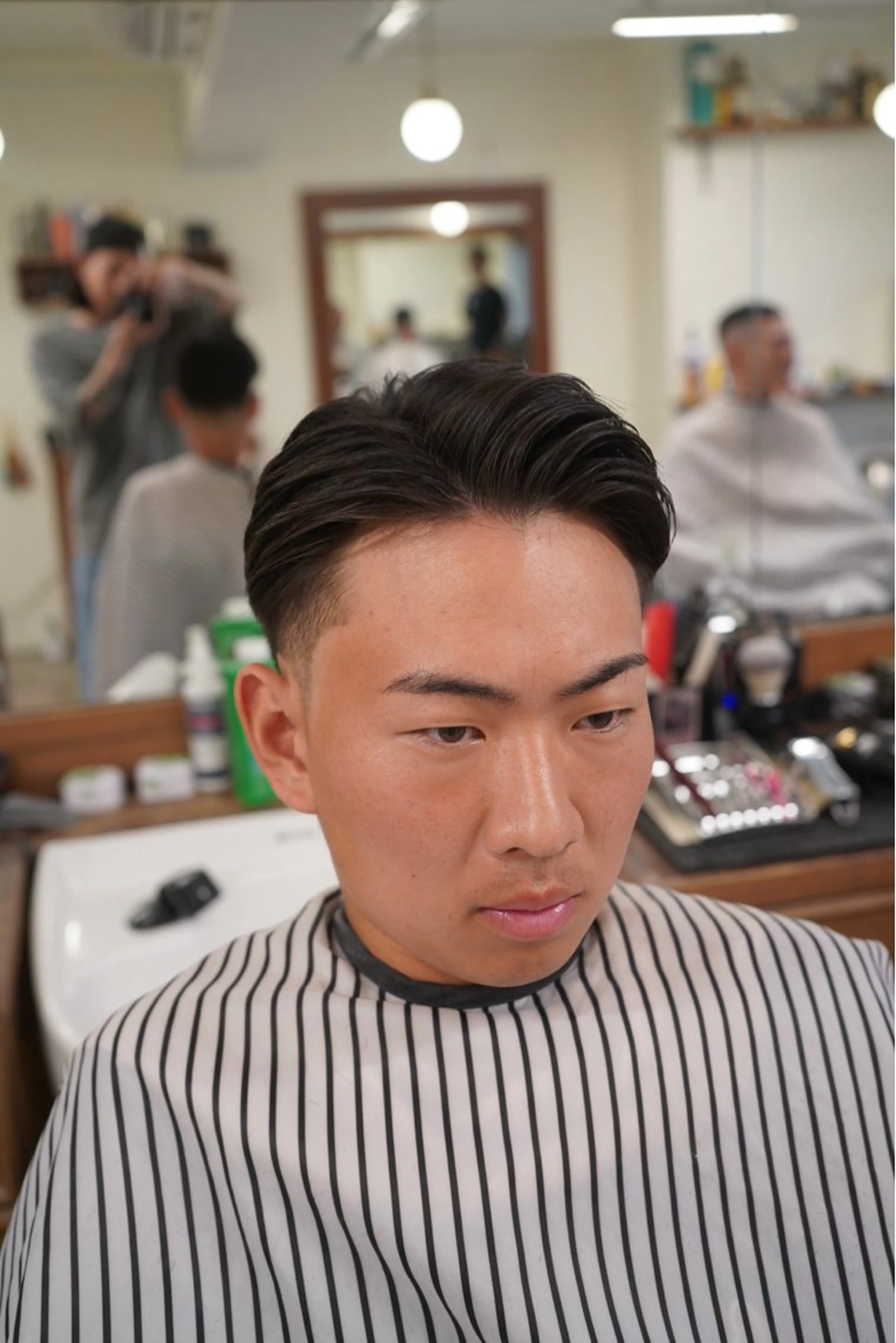 ショート メンズ フェードカット メンズパーマ スキンフェード メンズツイストパーマ ツイストパーマ カット ヘアーサロンチョップショップ所属・吉祥寺駅 takumiのヘアスタイル