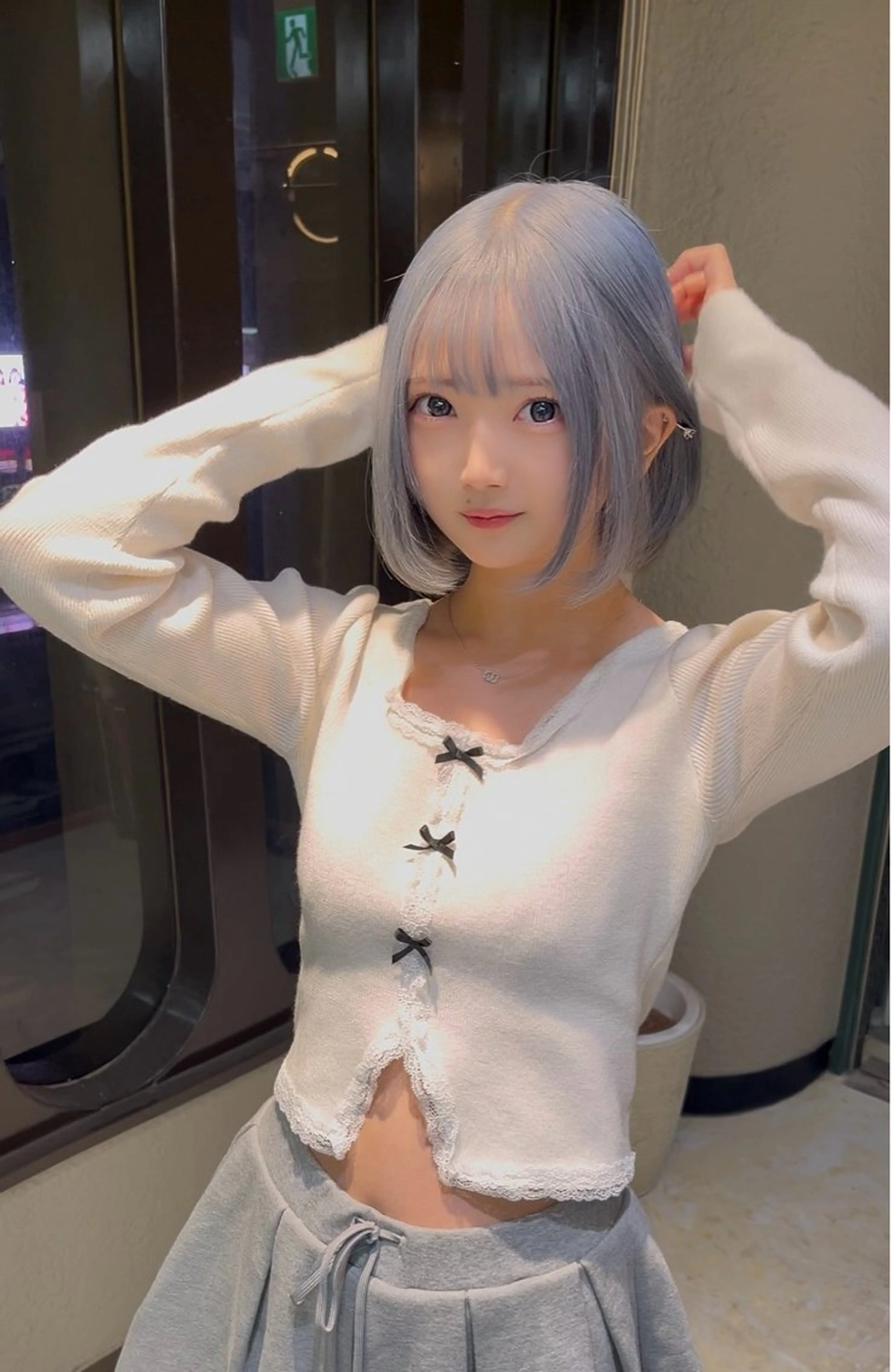 ミディアム カラー カット ヘアカラー 💖艶髪ブリーチ髪質 改善💖ケンシンのヘアスタイル