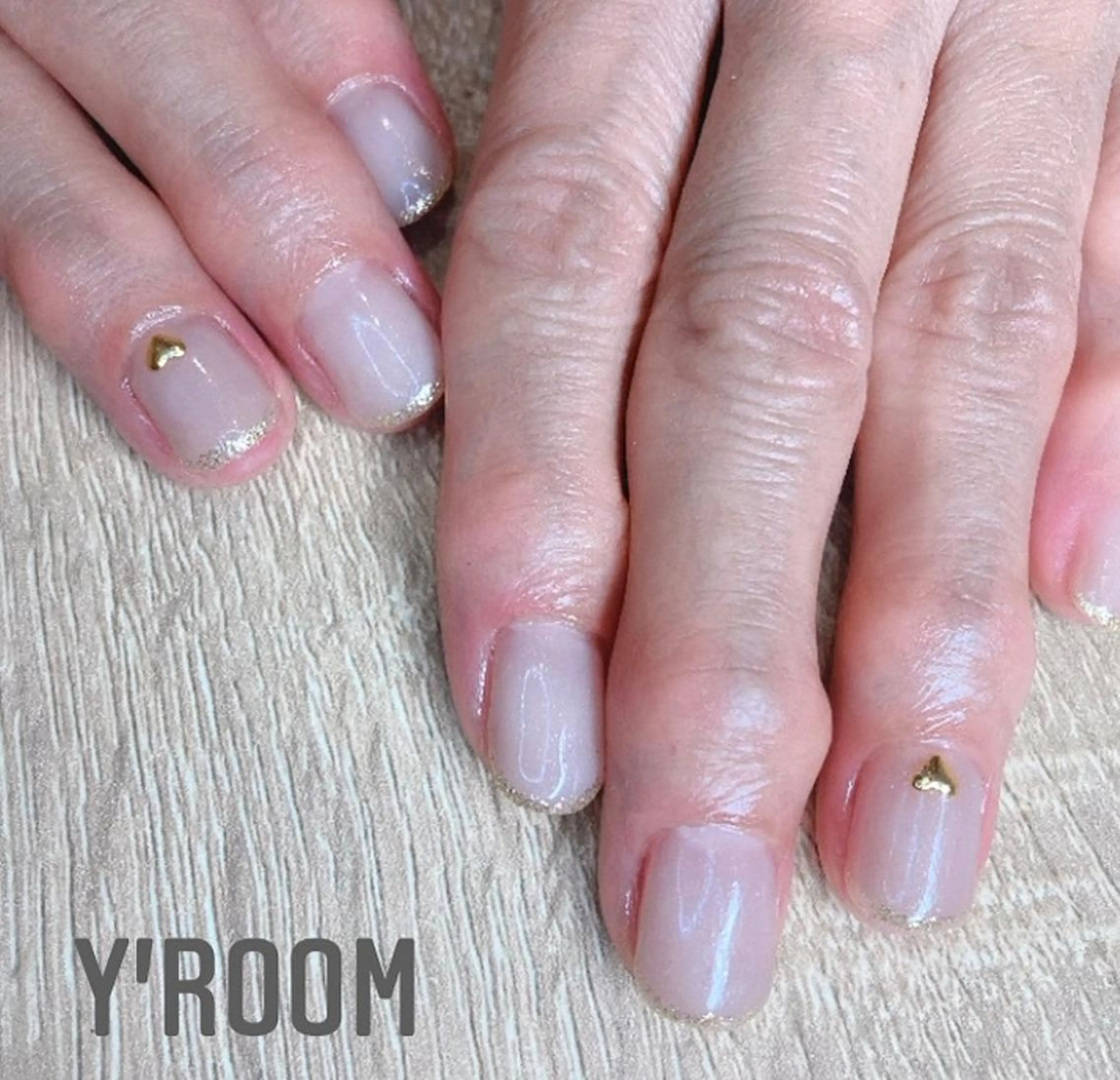 ネイル オーロラネイル フラッシュネイル フットネイル ジェルネイル ハート YUKA （ネイリスト）のネイルデザイン