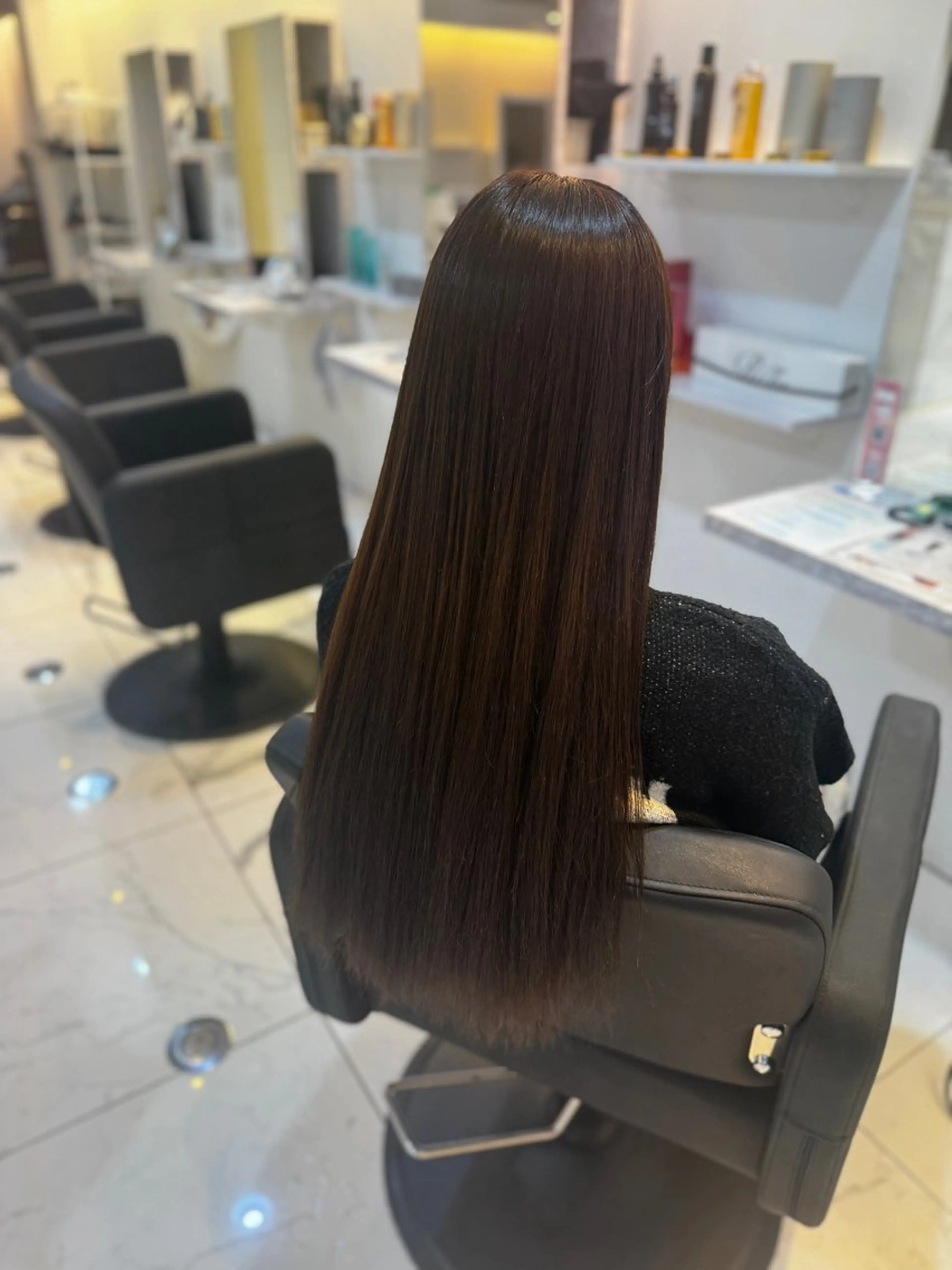 ロング ヘアカラー Lee四ツ橋 Sakuraのヘアスタイル