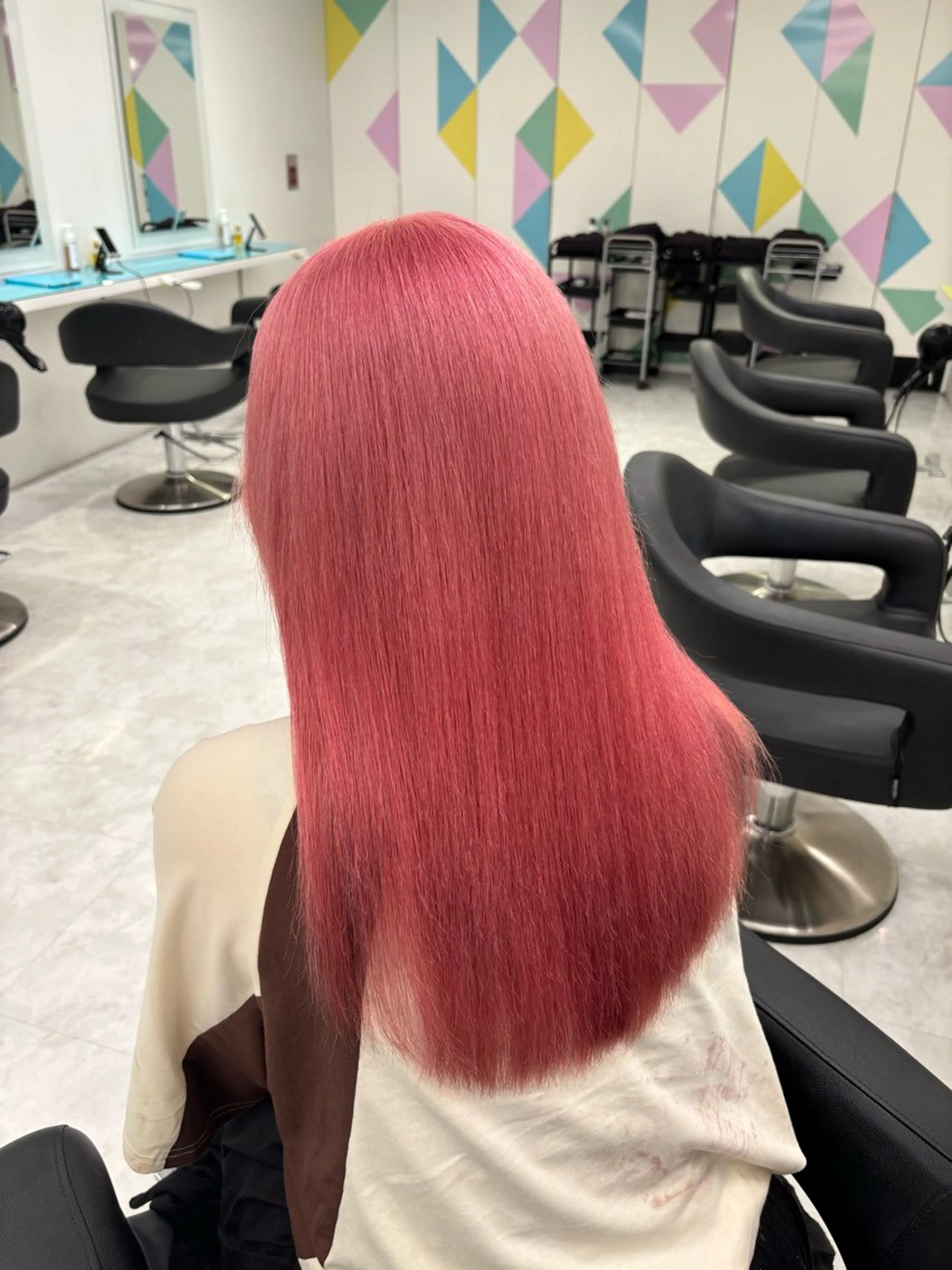 ロング カラー ヘアカラー ダメージレスハイ トーン💖kanonのヘアスタイル