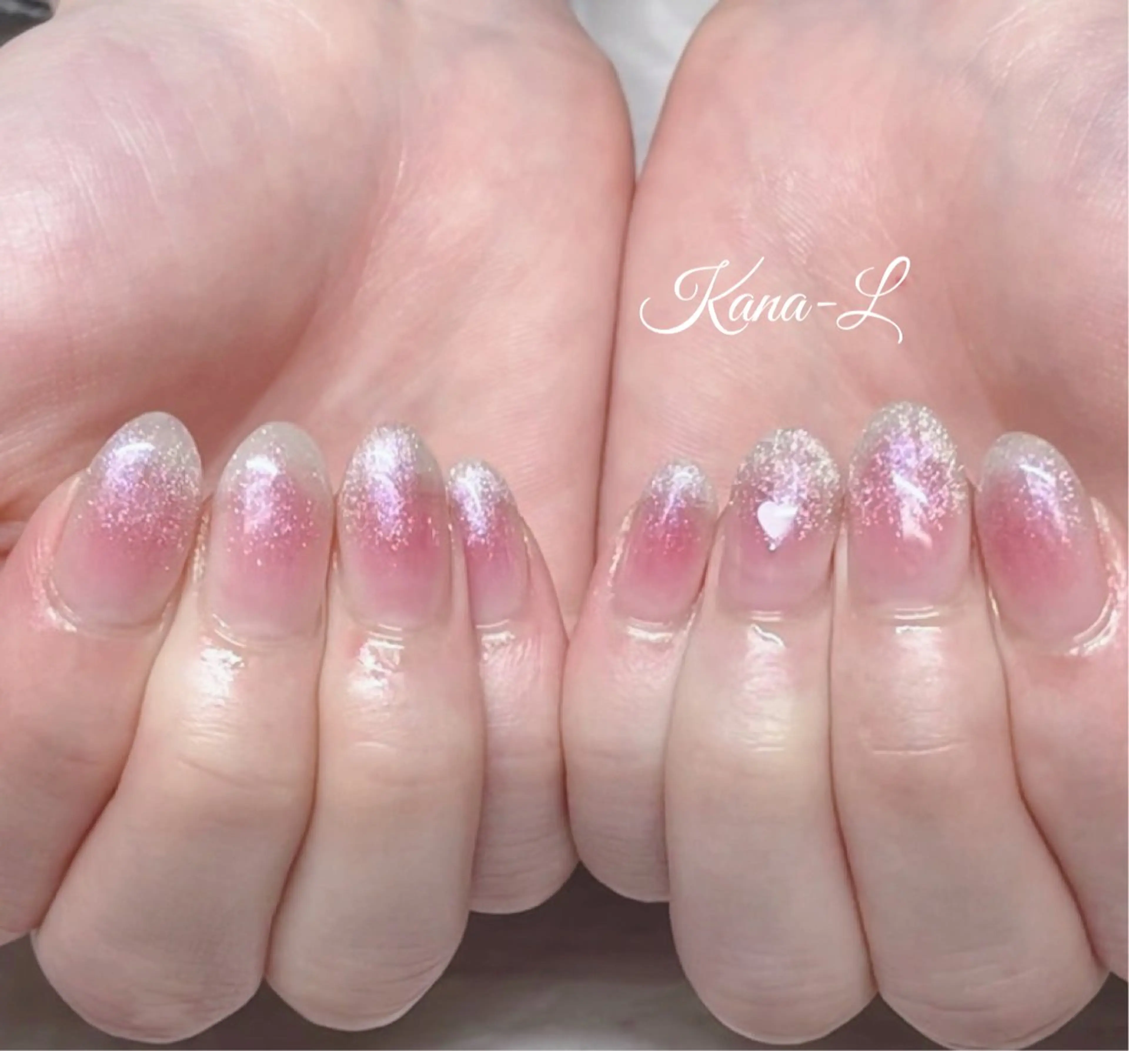 ネイル チークネイル ジェルネイル 韓国ネイル マグネットネイル パラジェル 芦辺 香奈のネイルデザイン