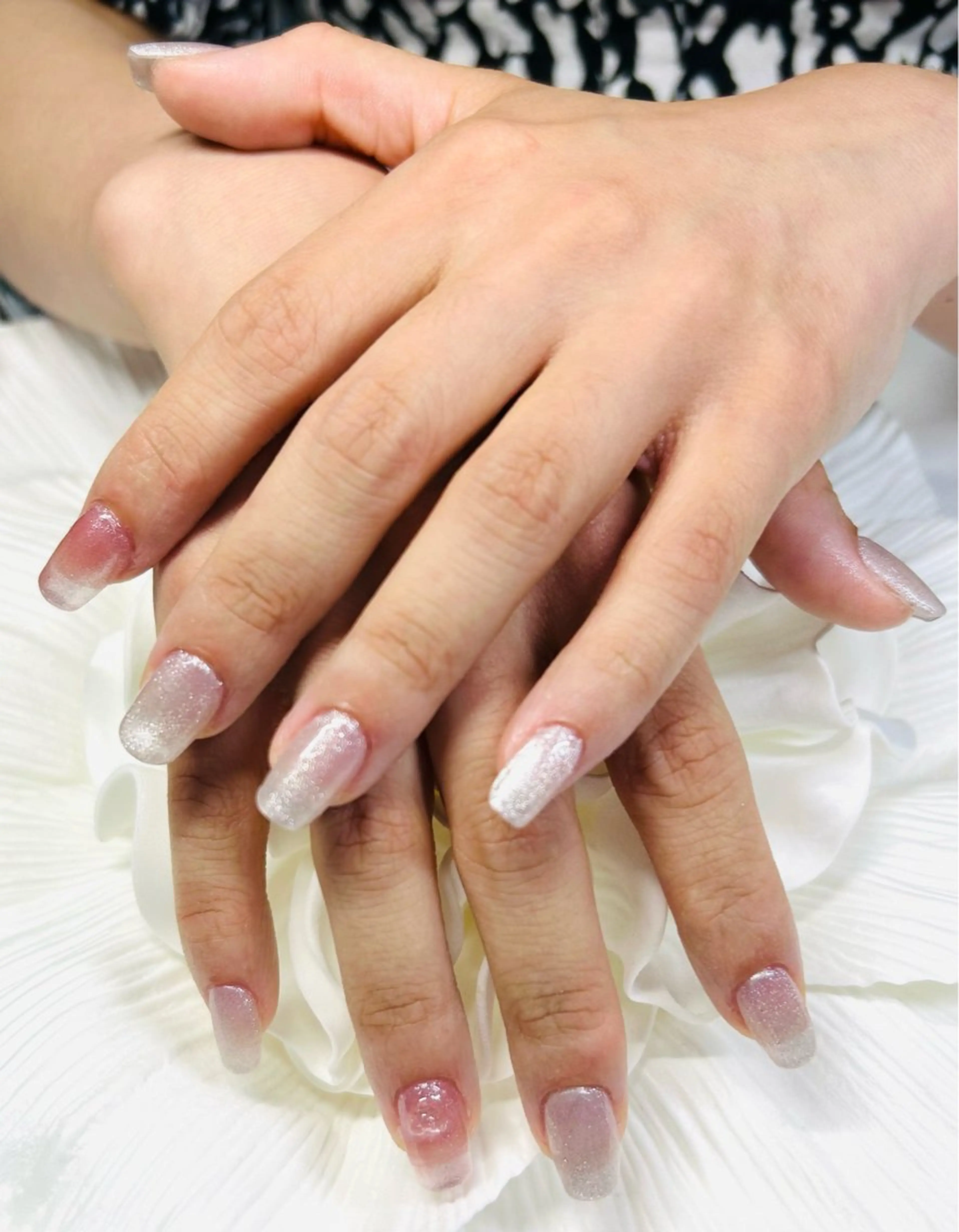 ネイル ジェルネイル マグネットネイル ネイルチップ キラリネイル 本厚木のネイルデザイン