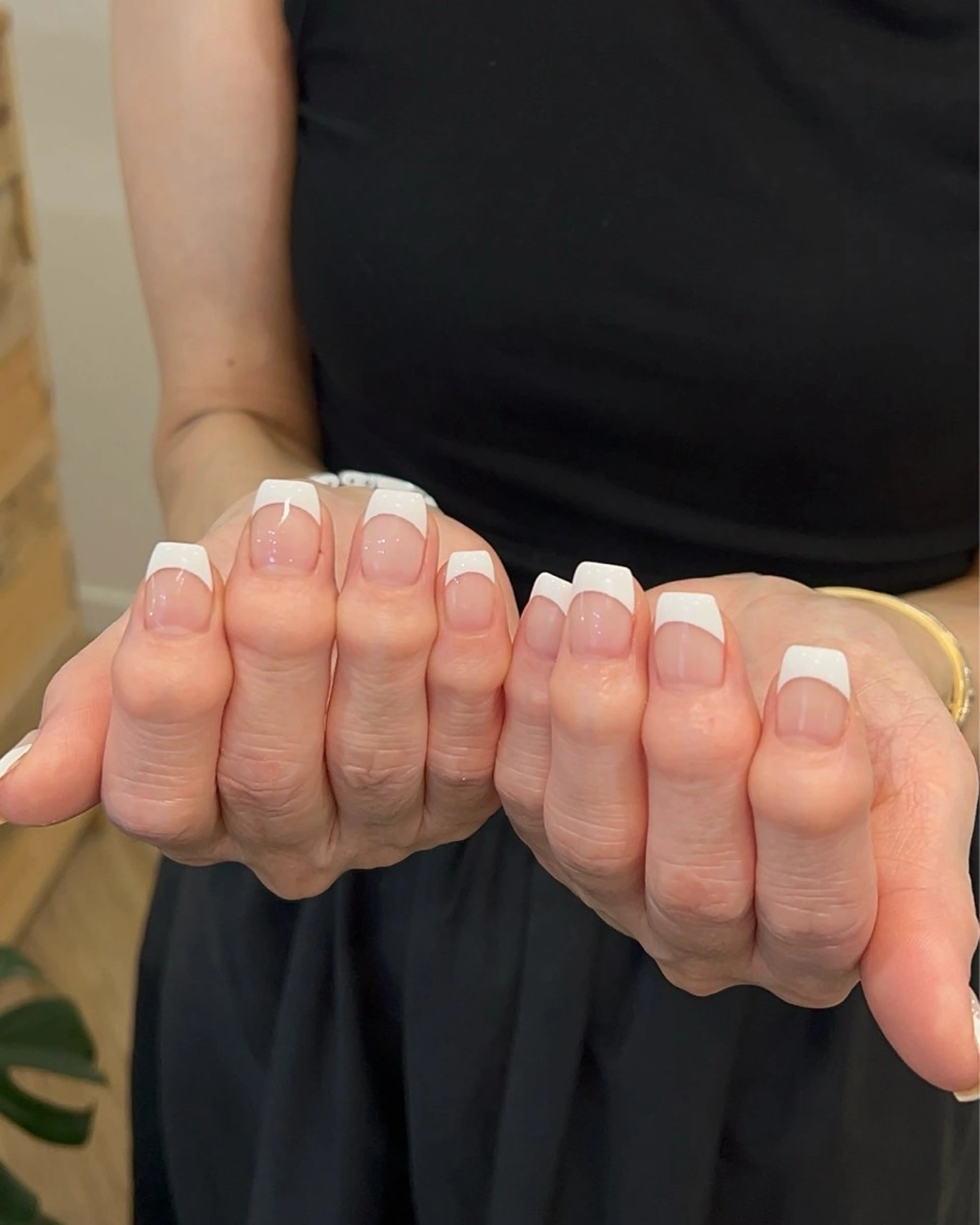 ネイル ハンドネイル フットネイル ハンドケア Nes.Nail所属・Miyagi Asamiのネイルデザイン