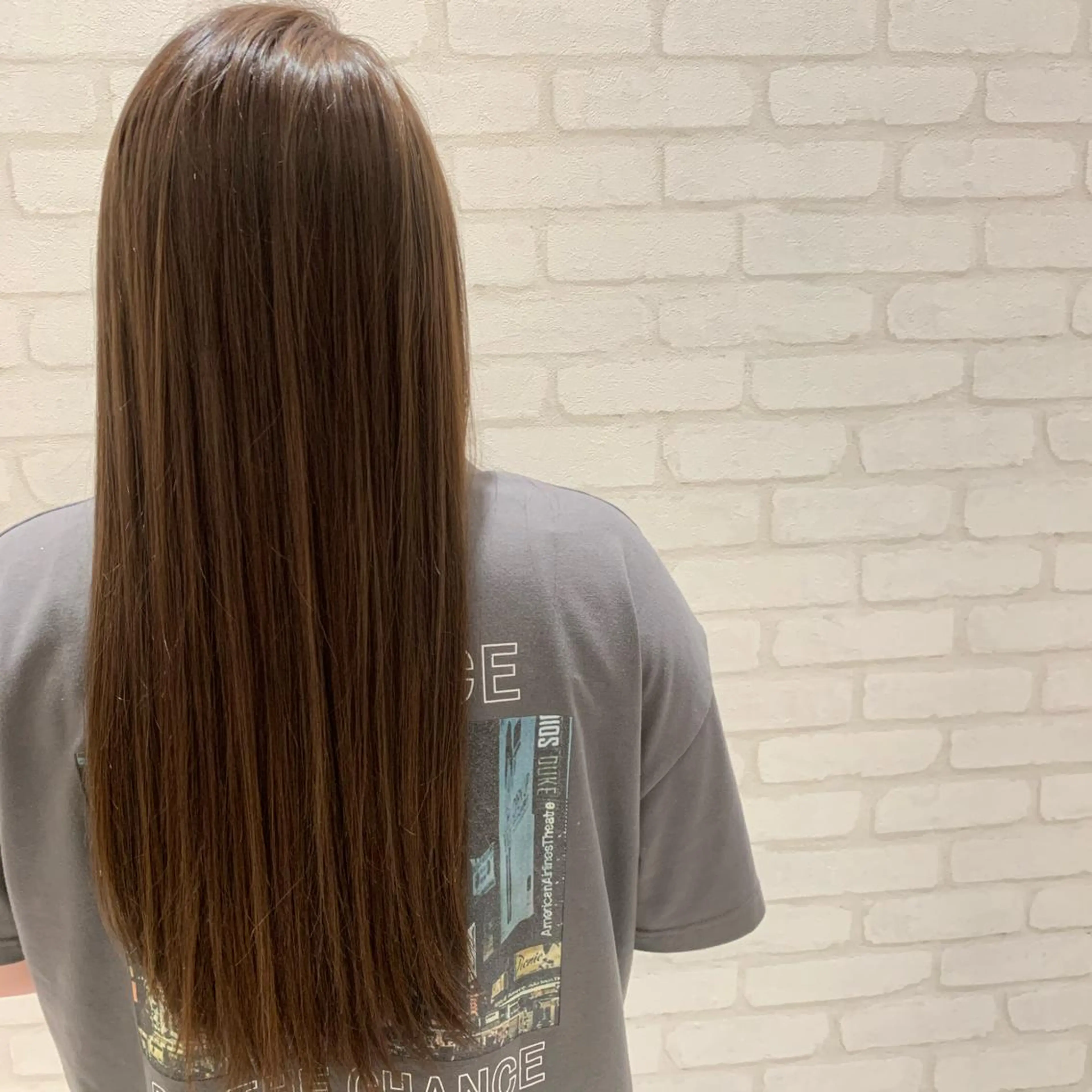 ロング カラー アッシュ ベージュカラー ハイライトカラー ハイライト Gain所属・Gain Nanamiのエステ・リラクイメージ