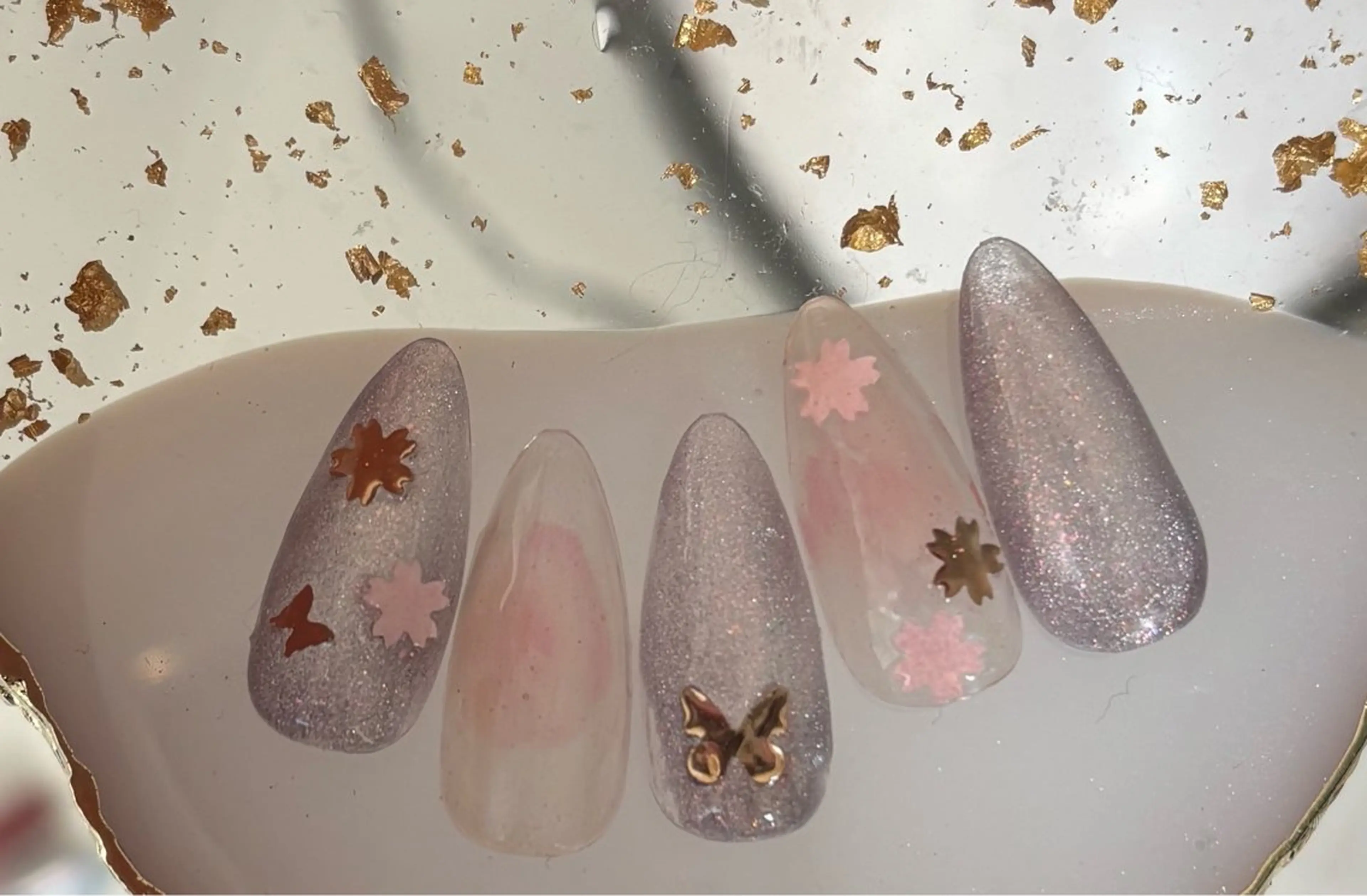 ネイル フラッシュネイル フットネイル フレンチネイル ジェルネイル ガラスフレンチ Nail salon Natulalのネイルデザイン