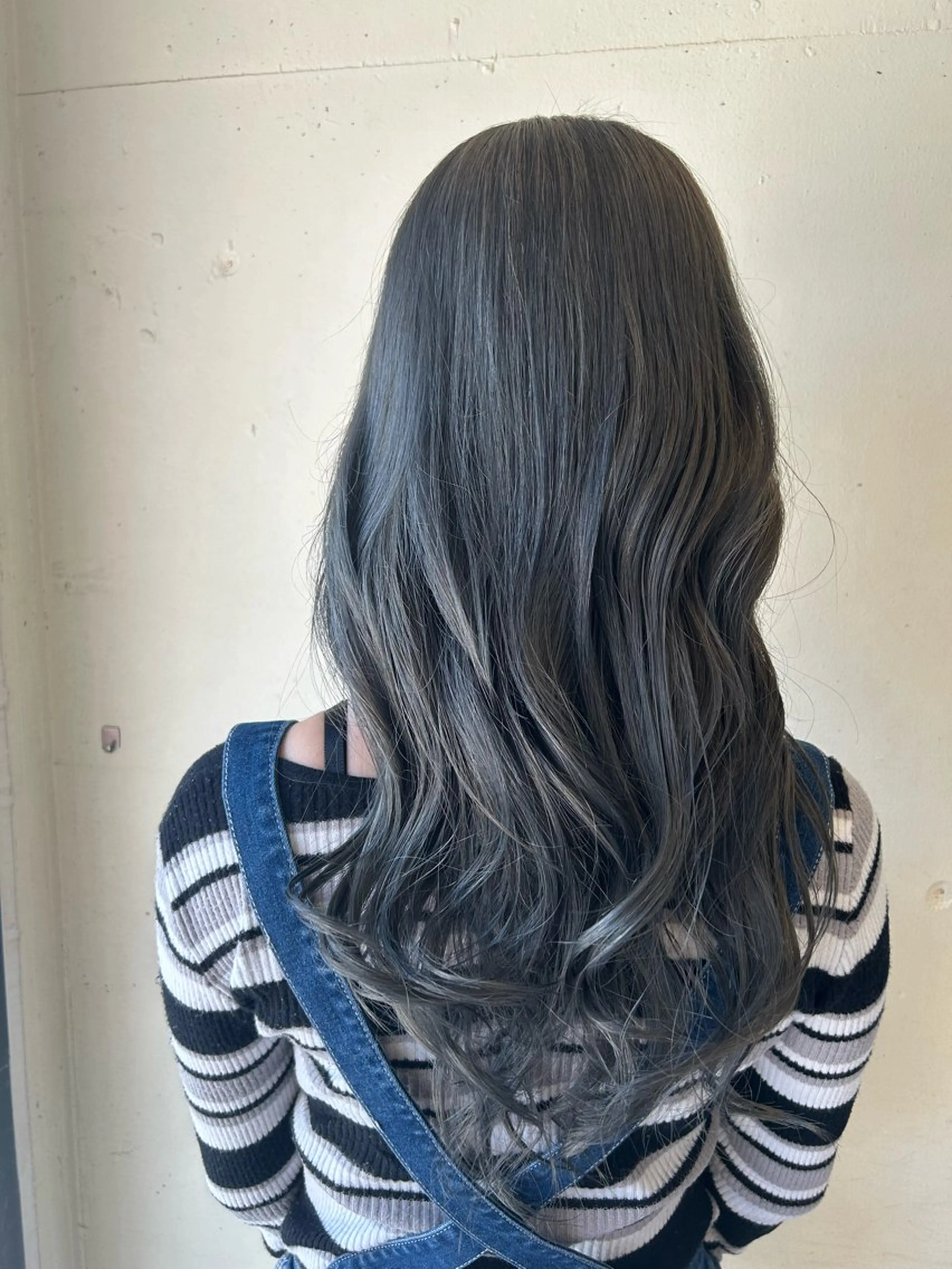 セミロング ヘアカラー トリートメント 高津 千慧のヘアスタイル