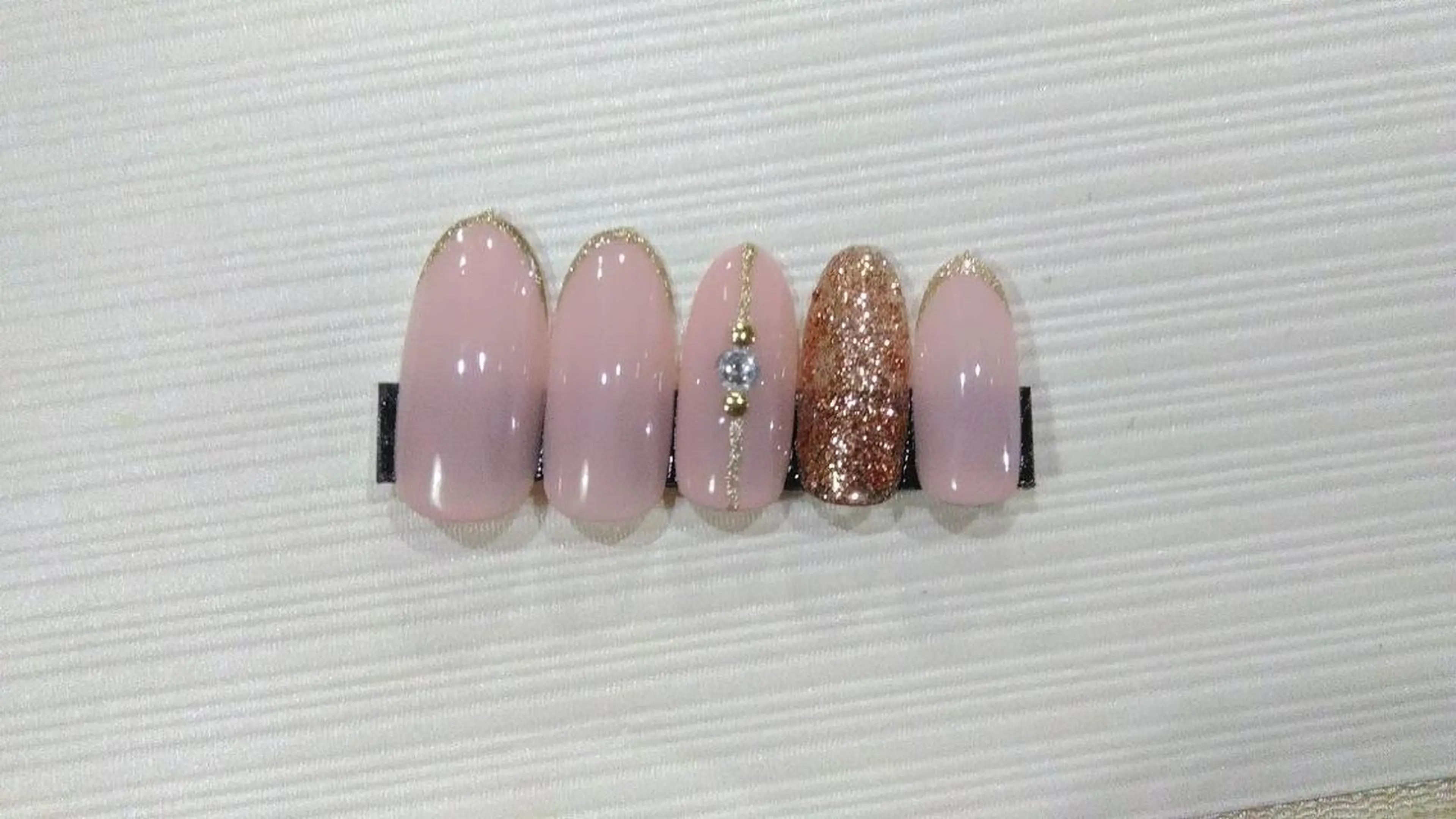 ネイル ネイルサロン Cureのネイルデザイン