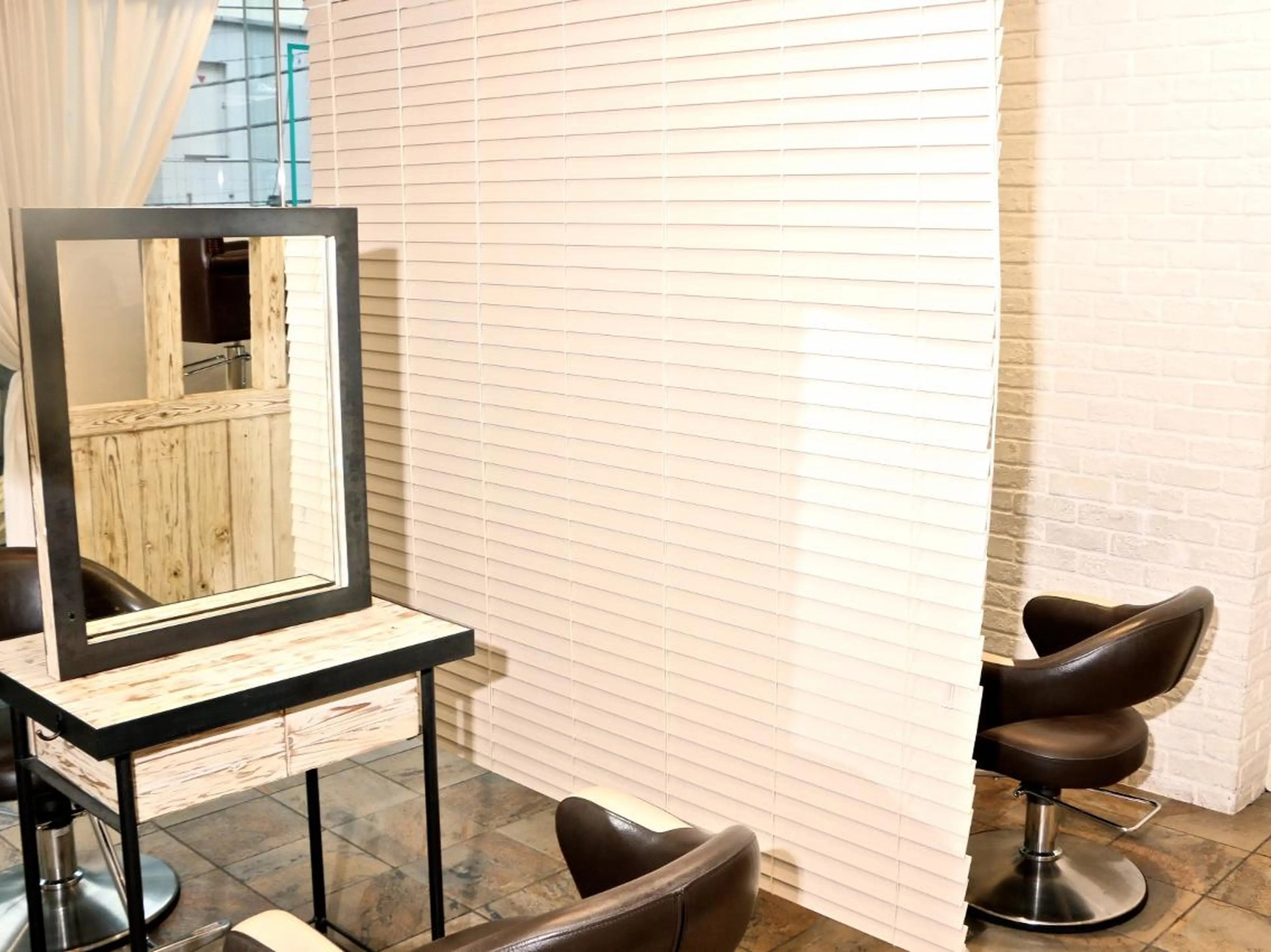 【髪質改善師】 鈴木伸之介のヘアスタイル