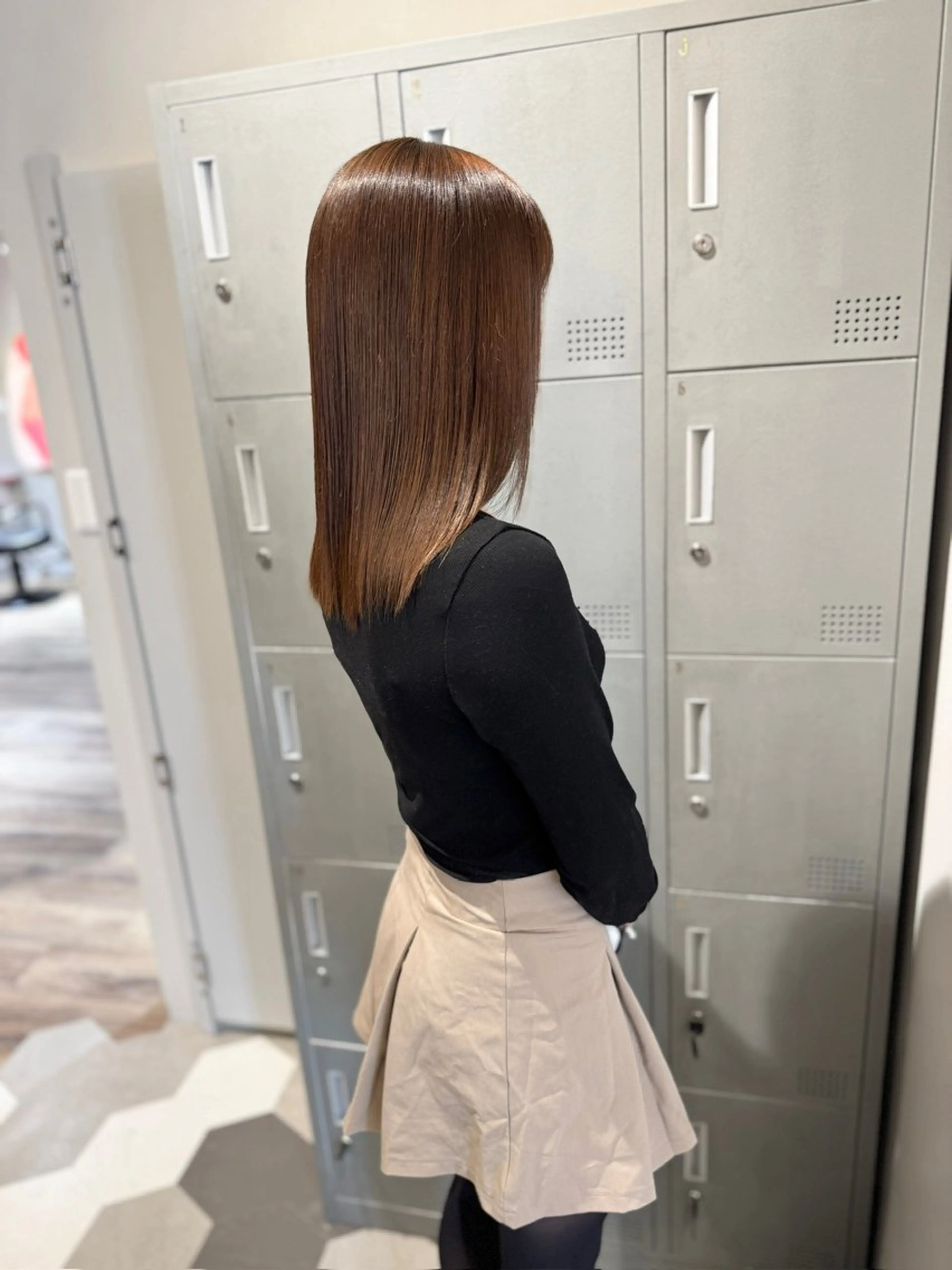 セミロング カット ヘアカラー 【天満1艶髪】潤艶/ 髪質改善🌹釣本竜哉のヘアスタイル