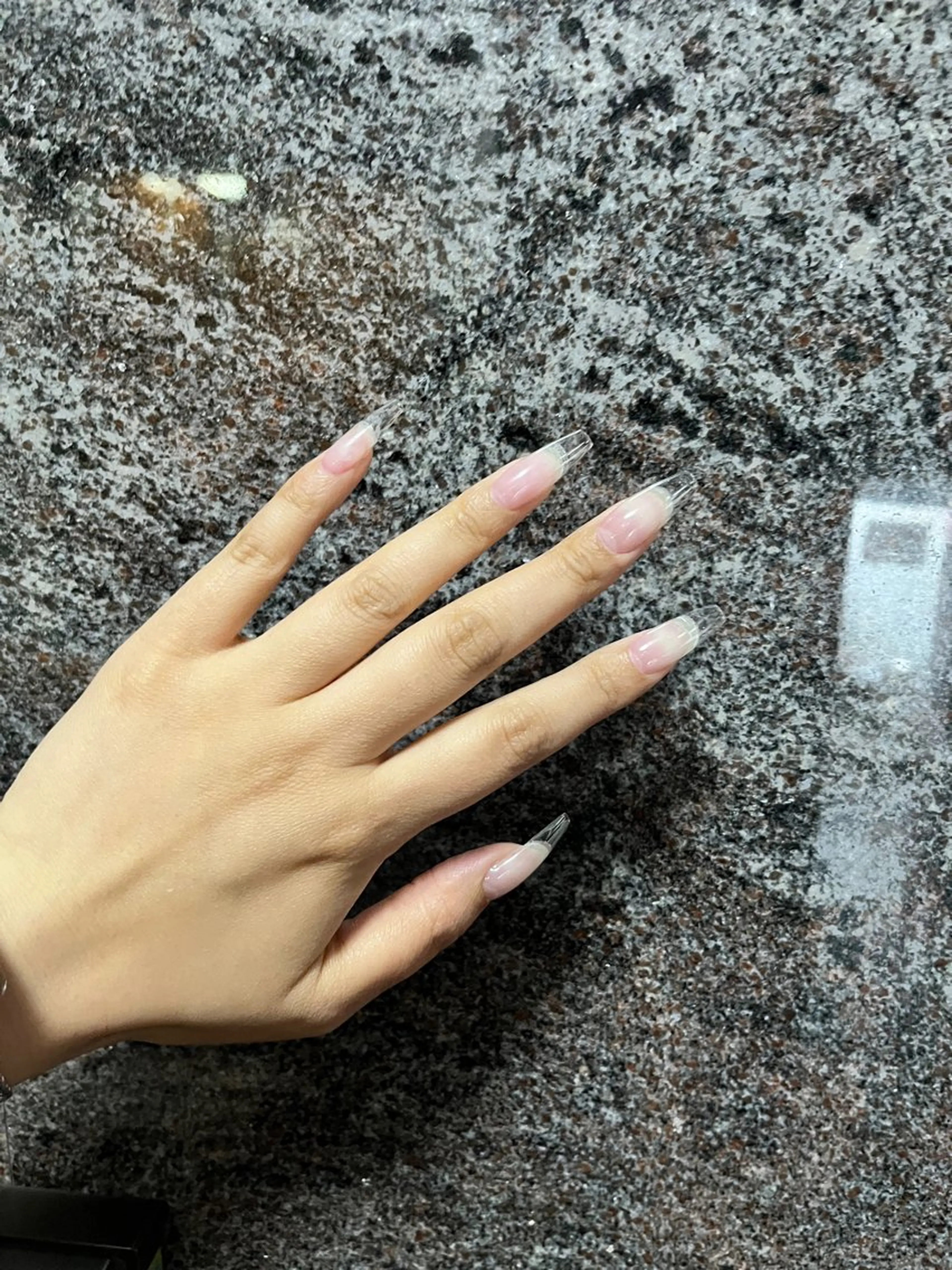 ネイル 長さ出し ネイルチップ Rs nail 新宿西口のネイルデザイン
