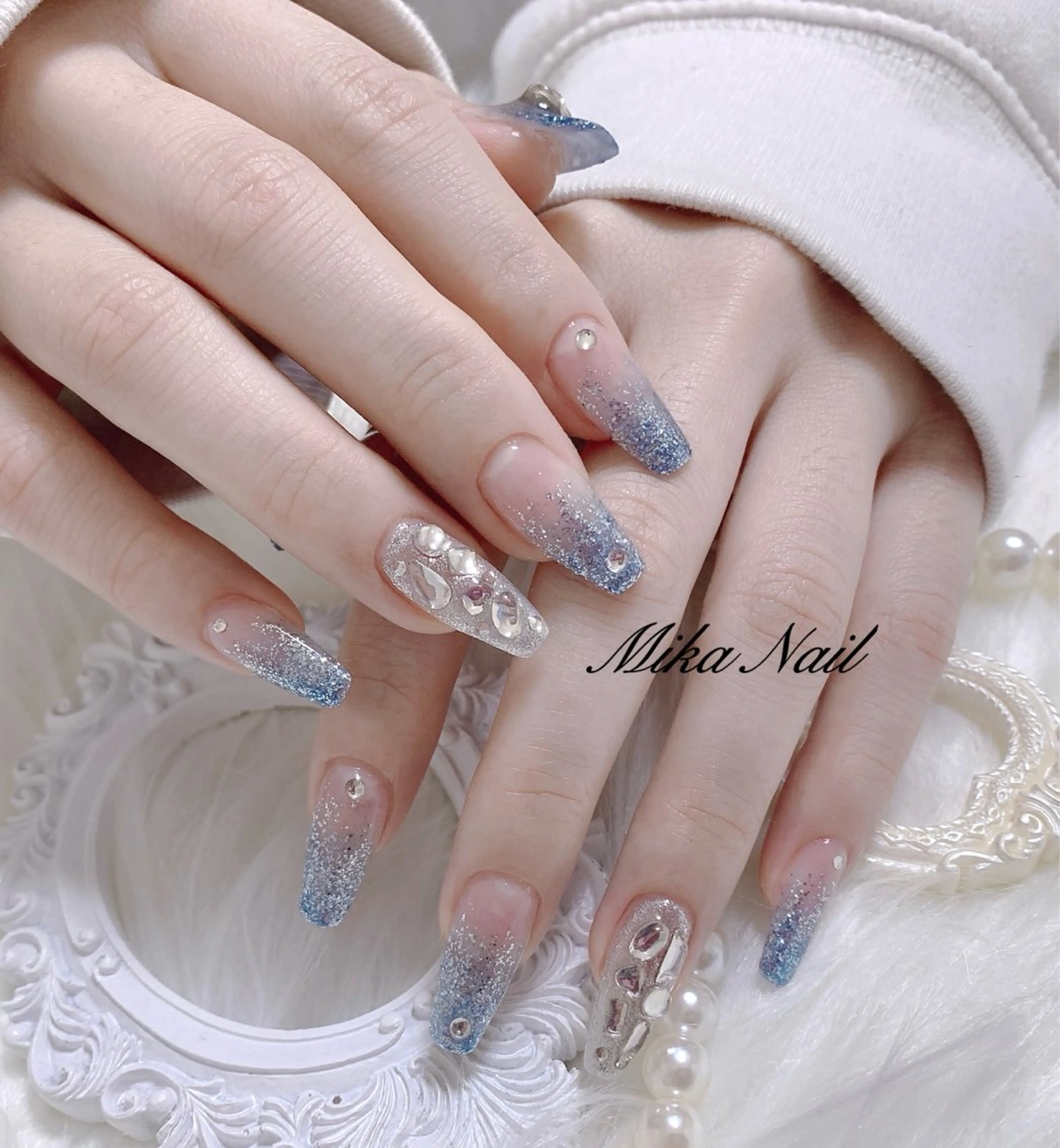 ネイル グラデーション キラキラネイル ラメ(グリッター) ラメグラデーション ワンカラーネイル Mika Nailのネイルデザイン