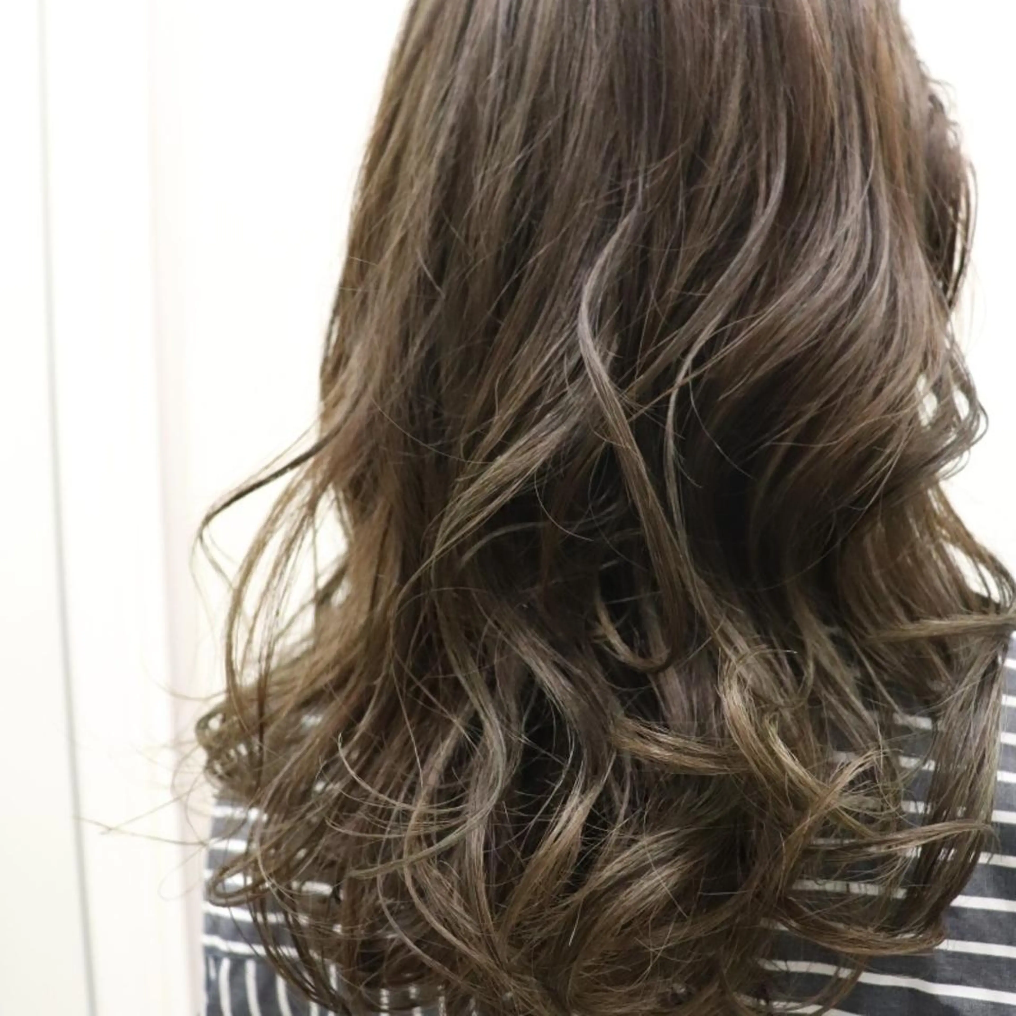 セミロング カラー バレイヤージュ グレージュ ハイライトカラー オリーブグレージュ オリーブグレー HAIR CARE　ONE Beauty所属・武士沢ヤスヒロ  髪質改善/KEMAのその他イメージ