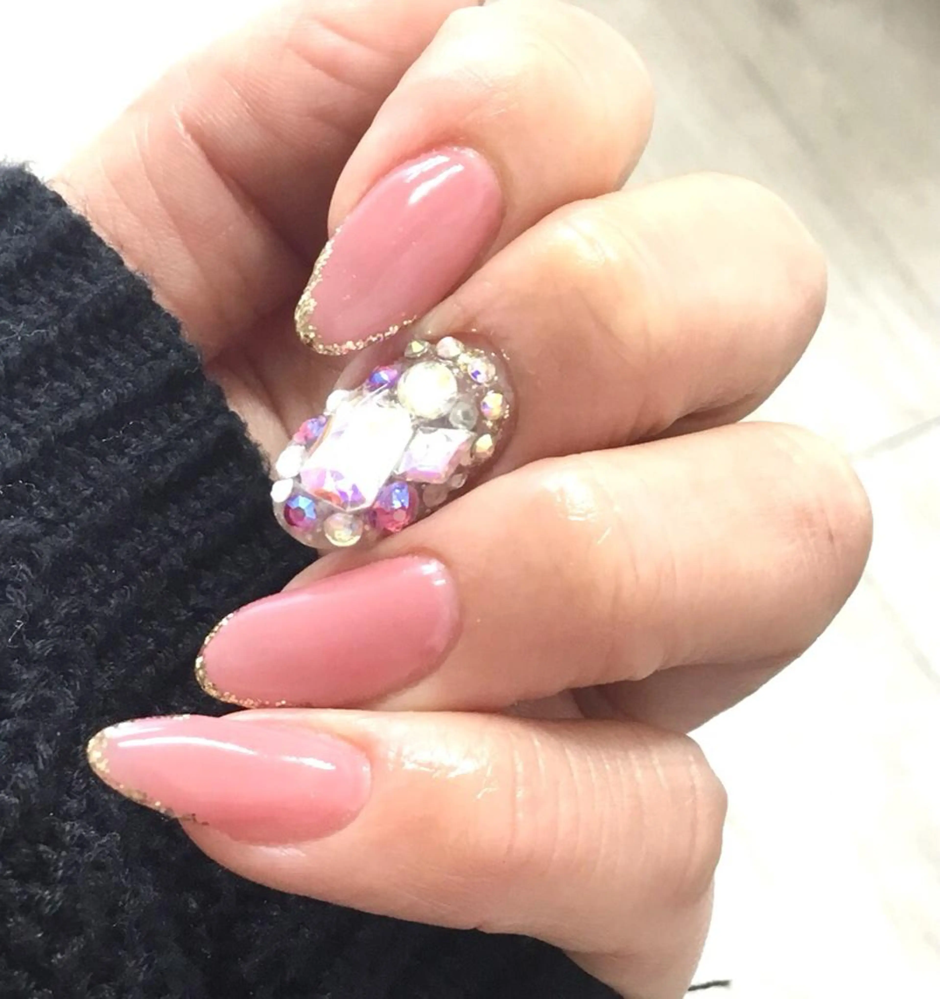 ネイル e.nail所属・和賀井 恵理のネイルデザイン