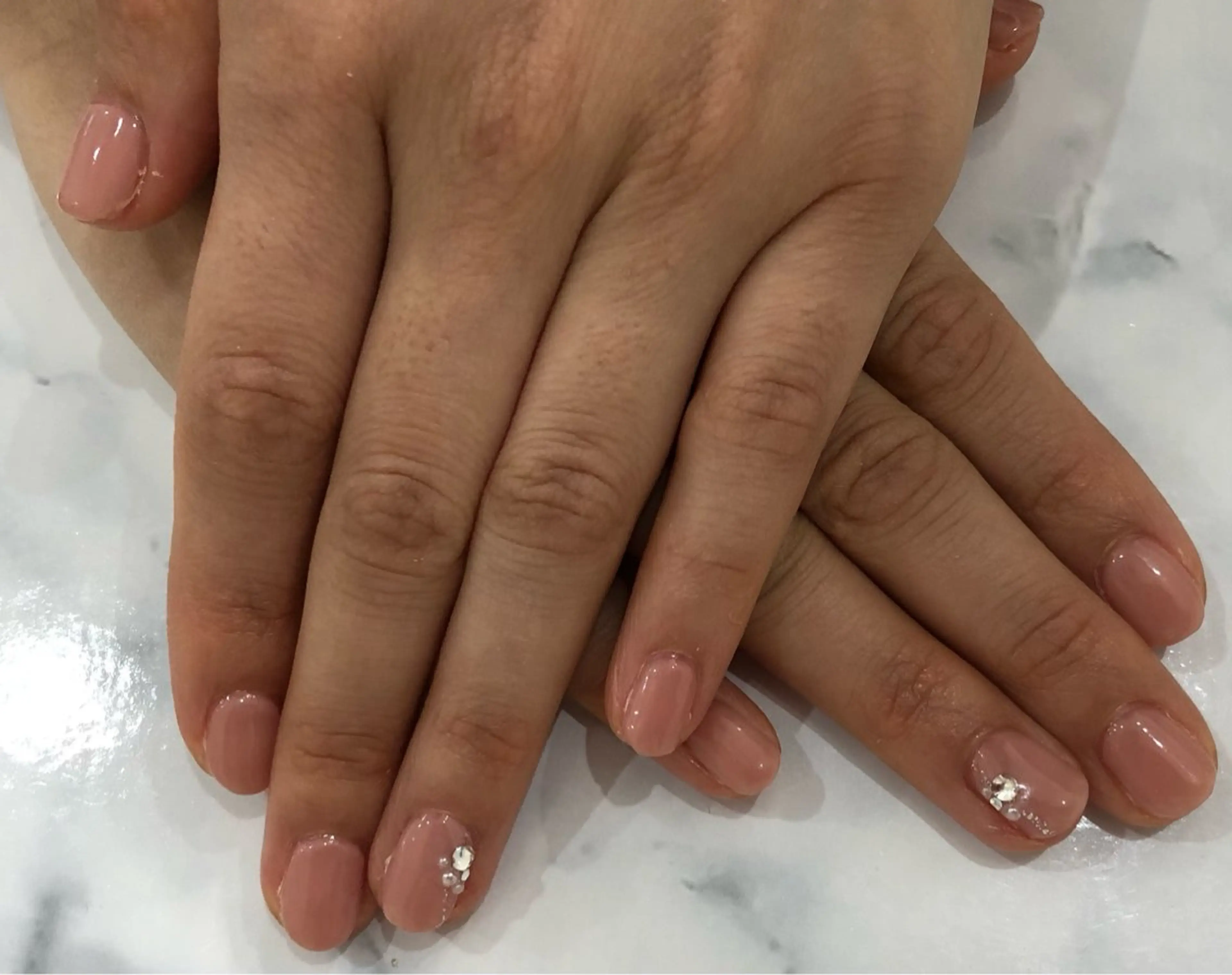 ネイル ワンカラーネイル シンプルネイル ストーンネイル M&Y nailsalonのネイルデザイン
