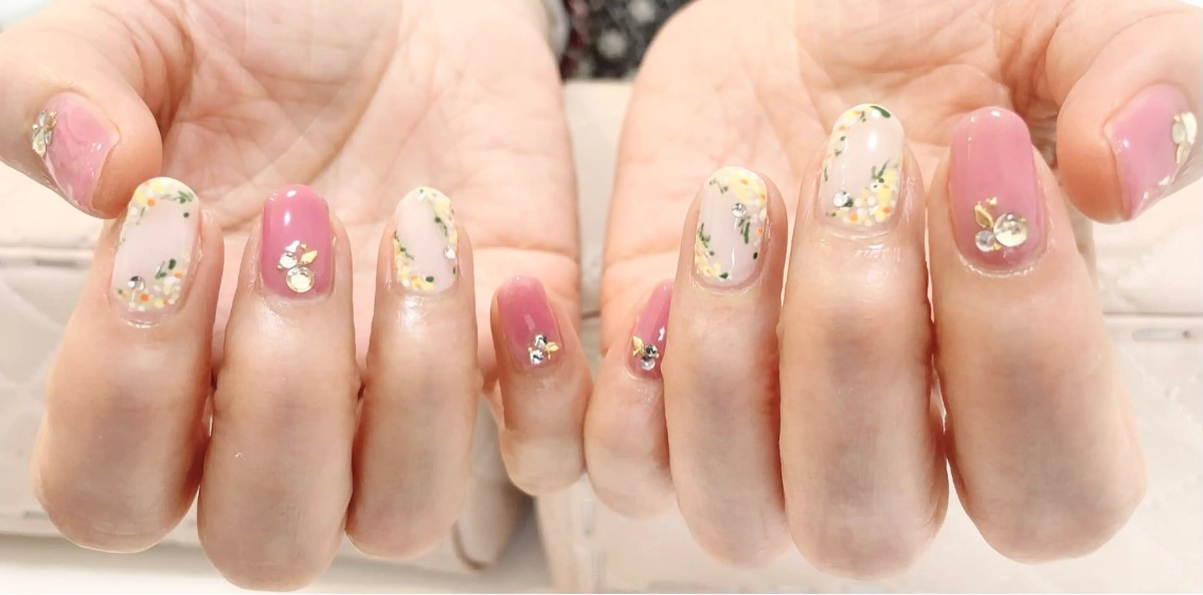 ネイル manis .のネイルデザイン