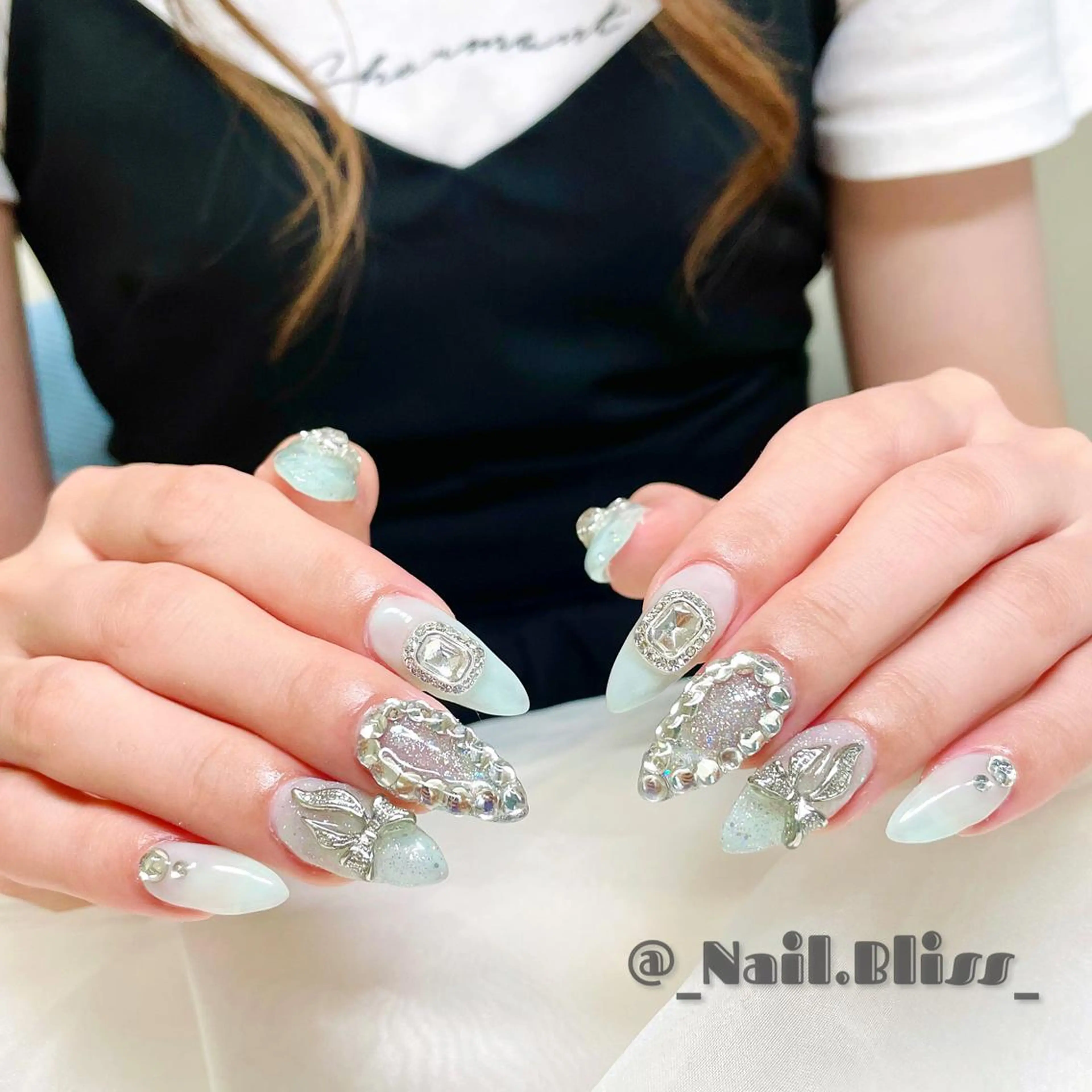 ネイル ハンドネイル NAIL BLISSのネイルデザイン
