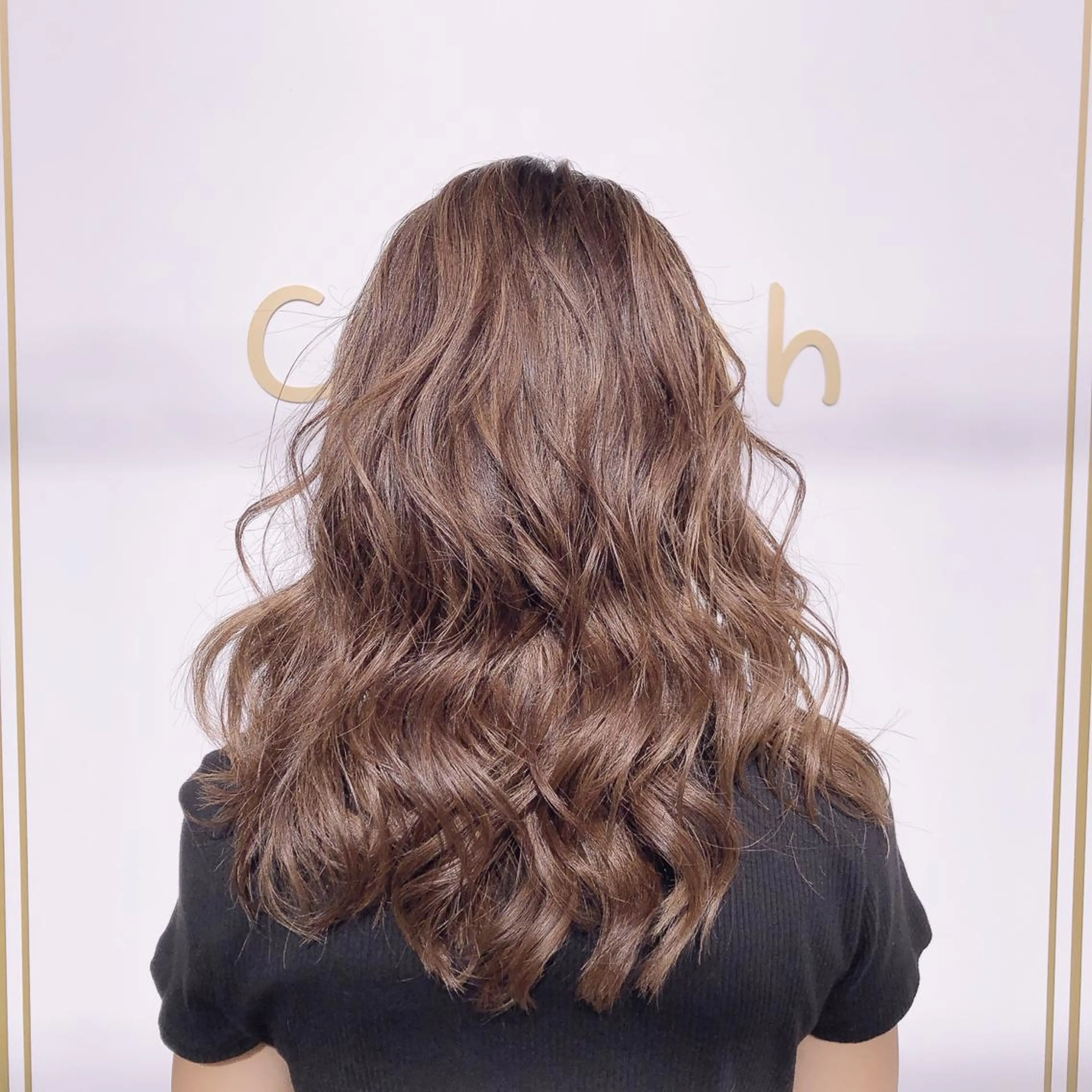 ロング カラー 透明感カラー ハイライトカラー ピンクカラー ハイライト 【店長】大根 亮太のヘアスタイル