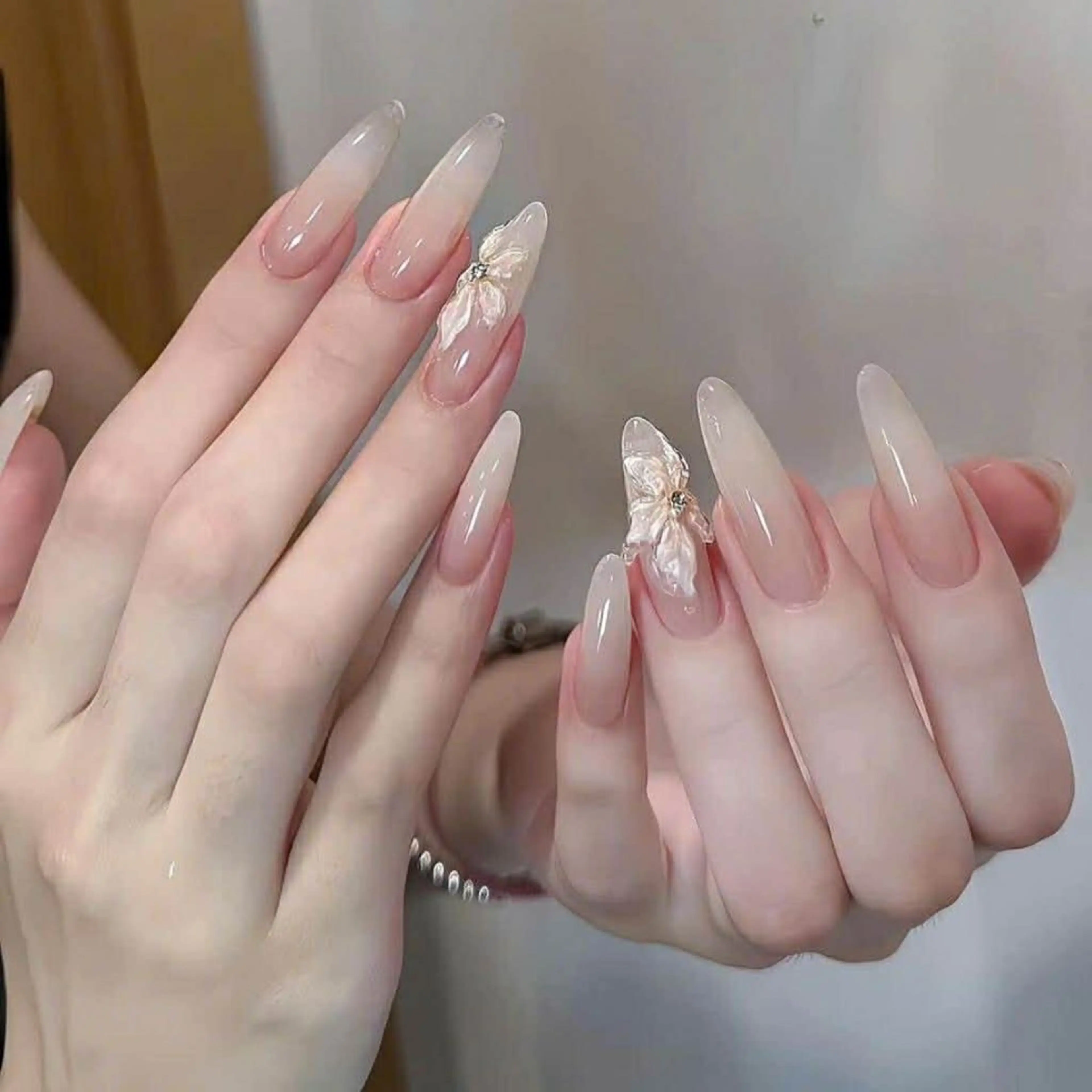 ネイル アートネイル ジェルネイル 持ち込み ニュアンスネイル 夏ネイル アンアンBelle Nail Salonのネイルデザイン