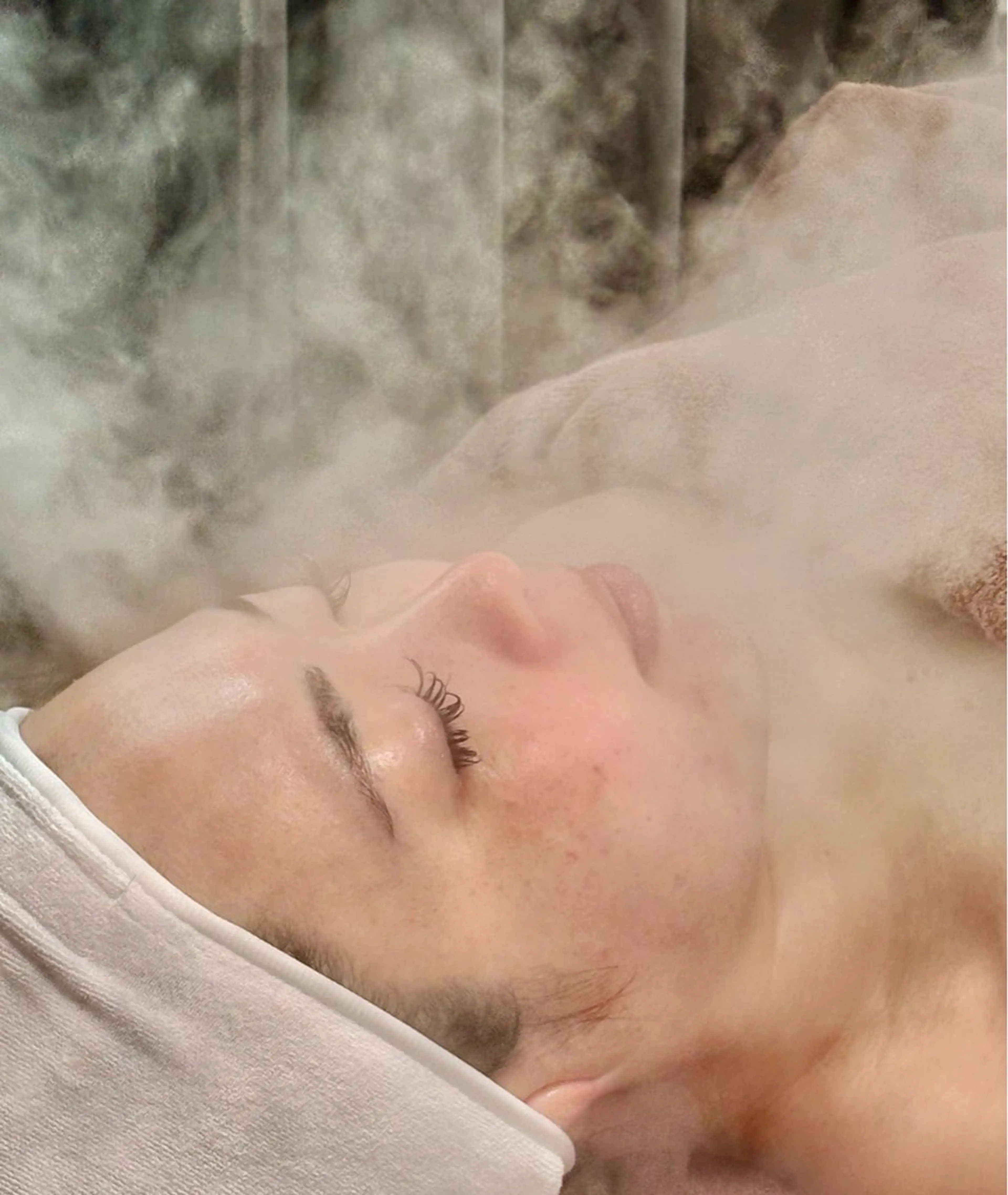 フェイシャルマッサージ💎アロマの香りを楽しみながら、お顔からデコルテ肩までをマッサージ💎血行が良好になり浮腫み改善！の写真