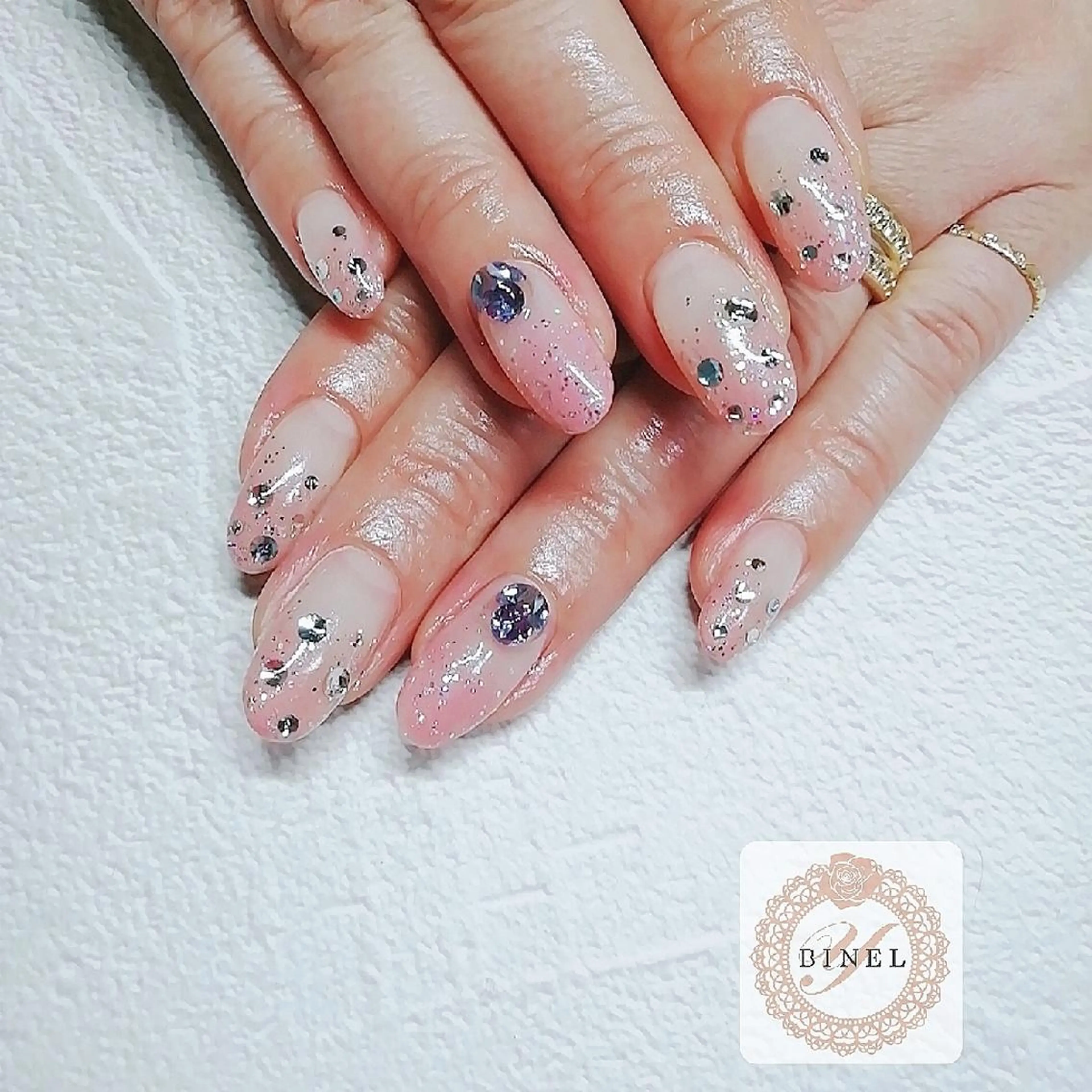 ネイル 持ち込み ハンドネイル Nail Salon Y.BINELのネイルデザイン