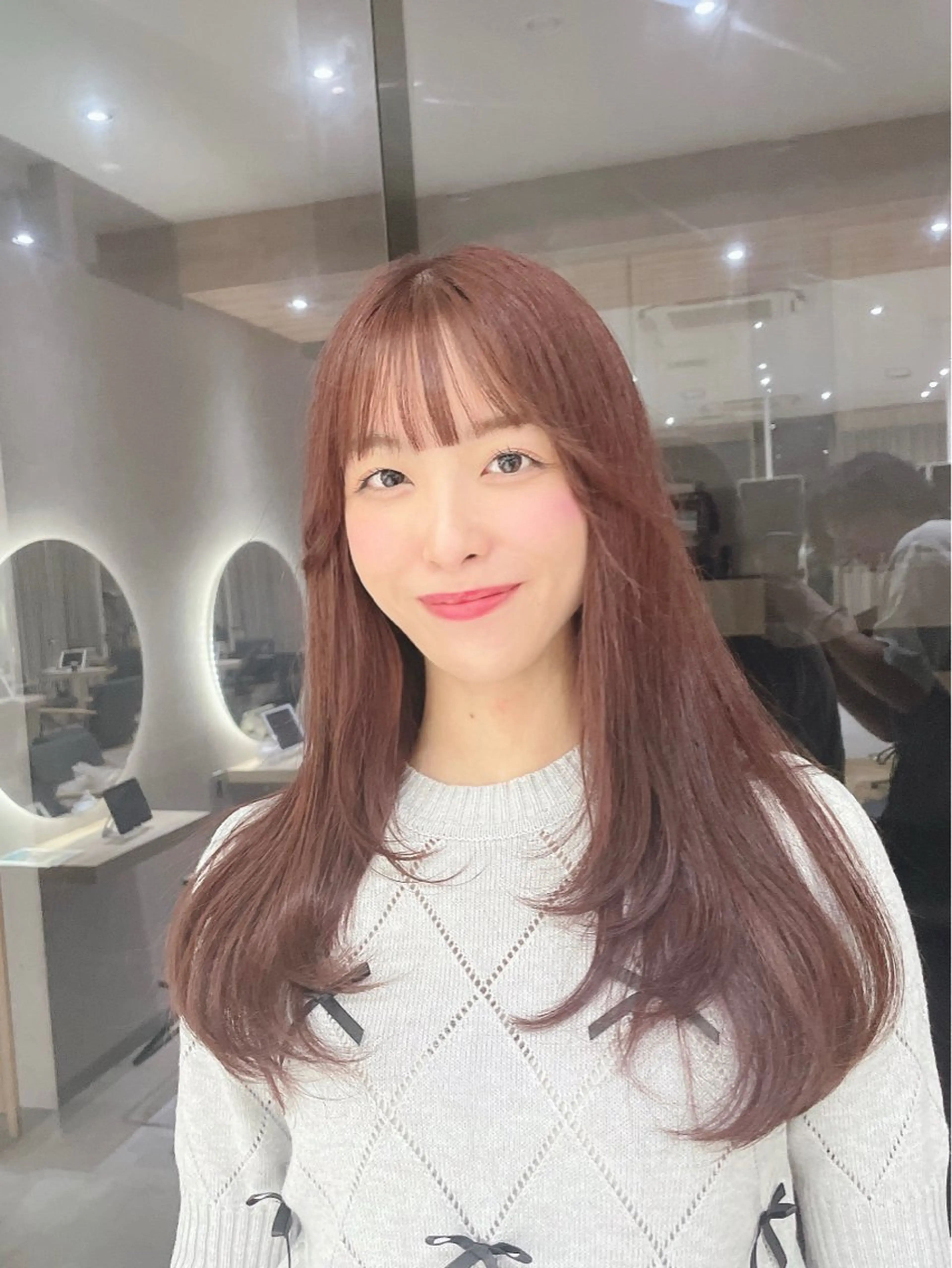 【✨直前割引✨】韓国風顔周り小顔カット＋髪質改善inカラー＋クイックTR🇰🇷の写真