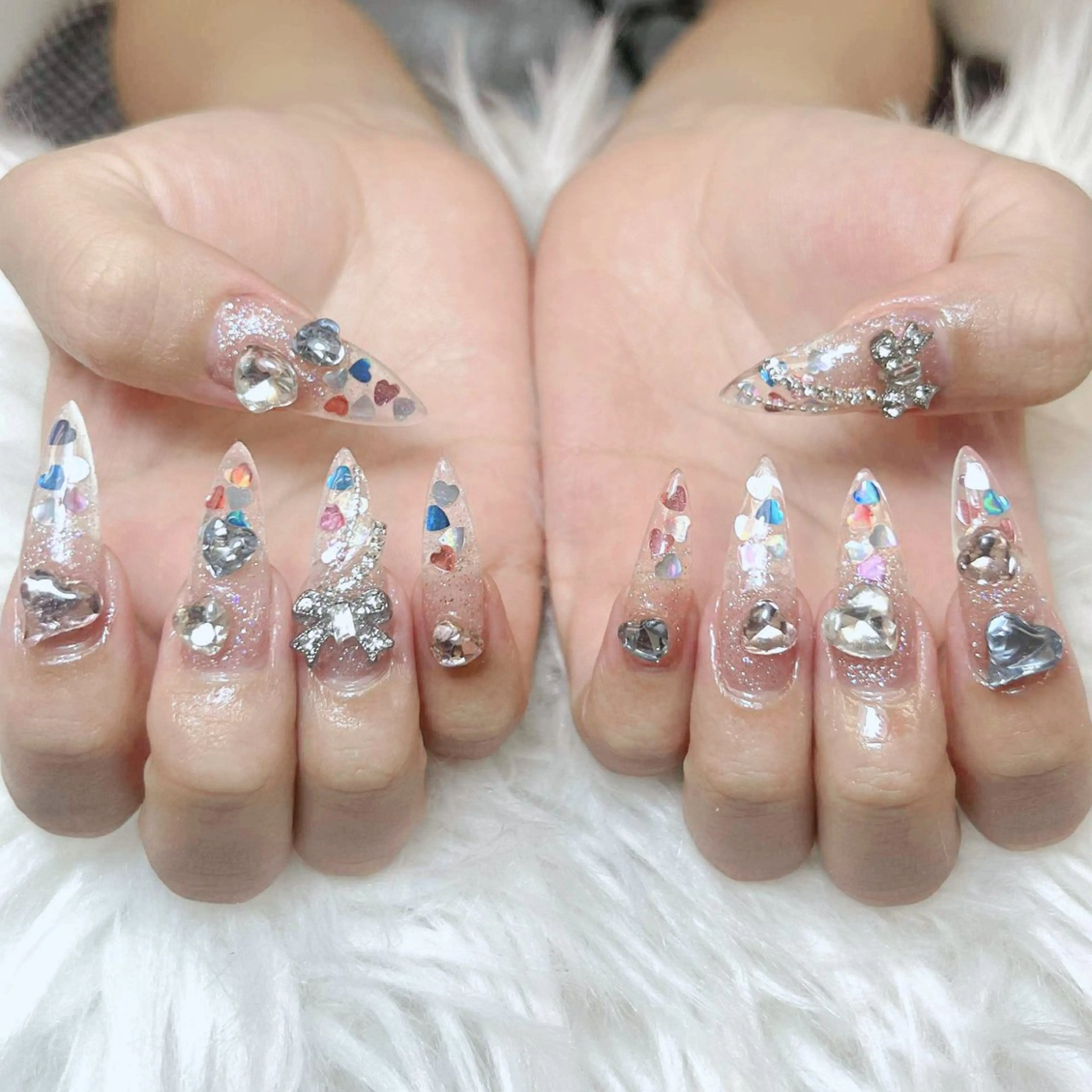 ネイル チークネイル 長さ出し フレンチネイル ジェルネイル ガラスフレンチ ハンドネイル Anh 高田馬場のネイルデザイン