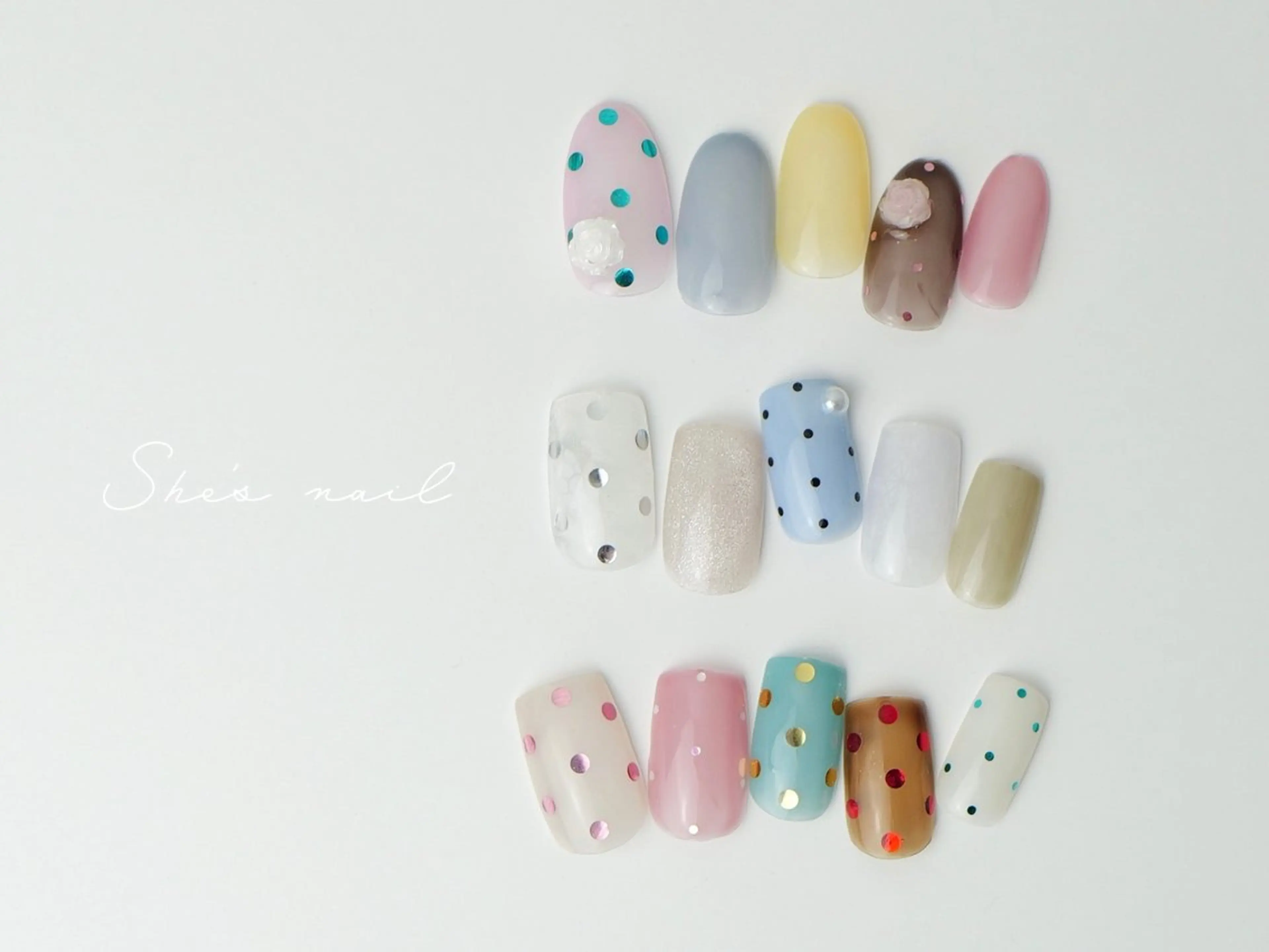 ネイル ドット Y Harunaのネイルデザイン