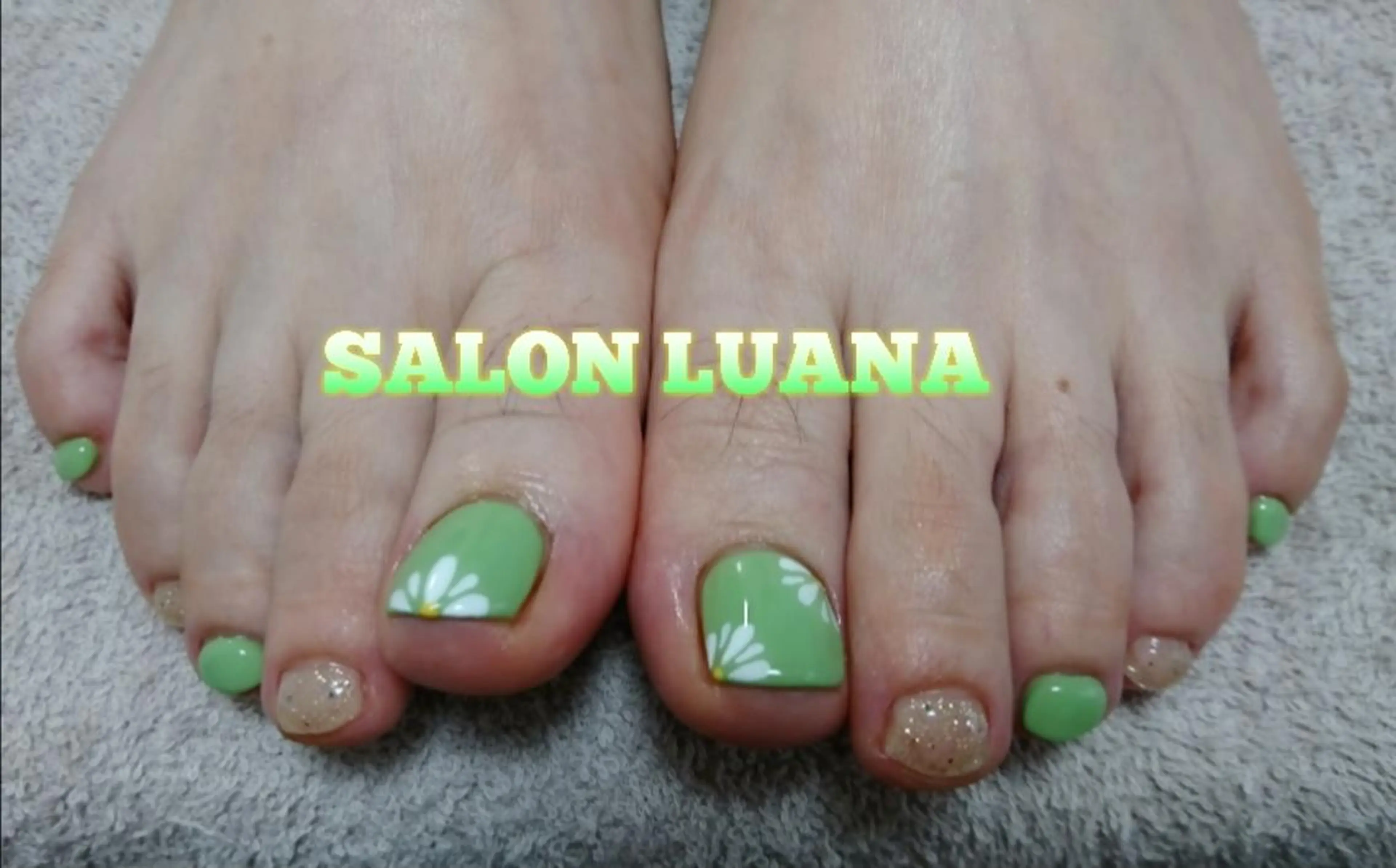 ネイル LUANA  TAKAHASHIのネイルデザイン