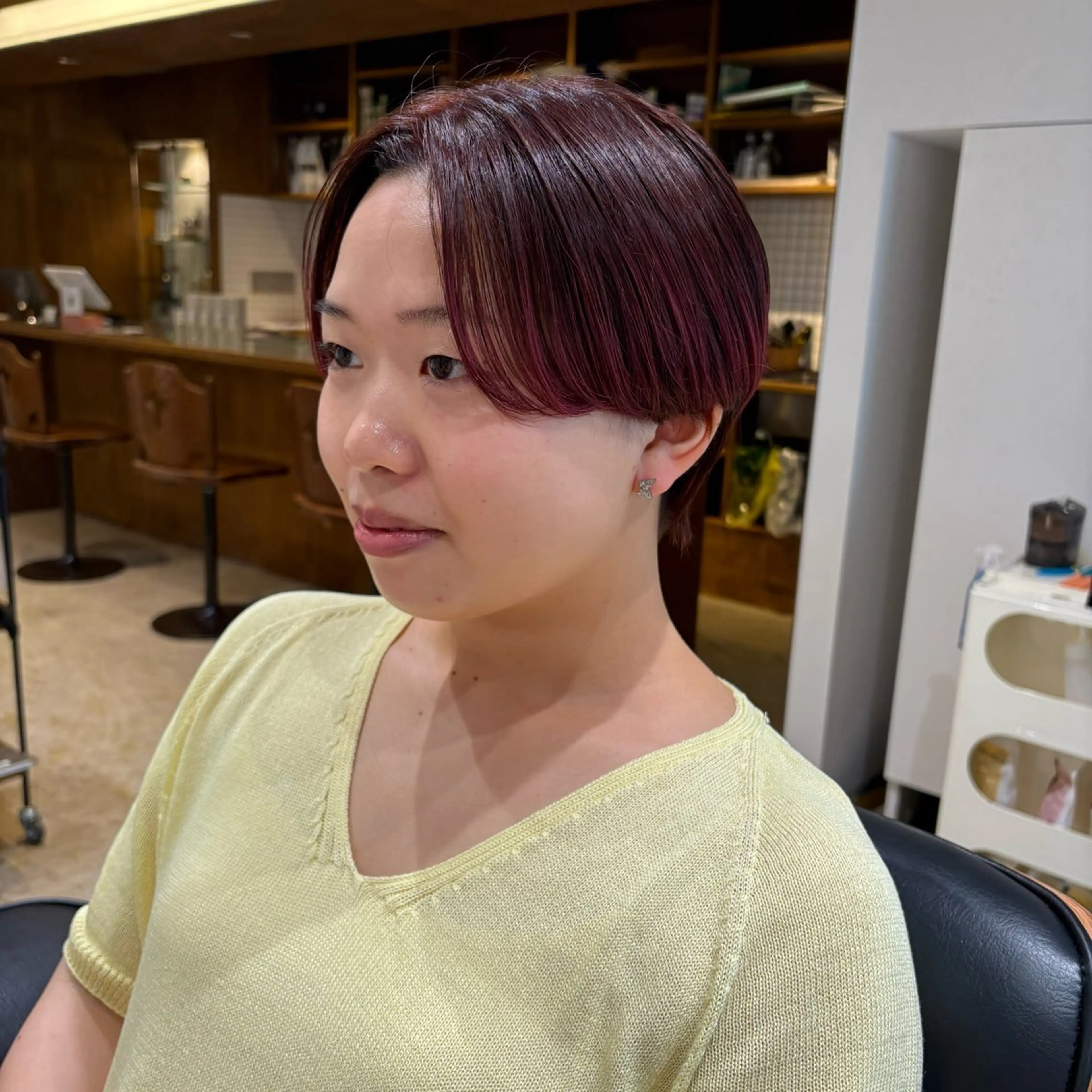 ショート カラー ブリーチ ブリーチなしカラー カット ヘアカラー パ ルのヘアスタイル