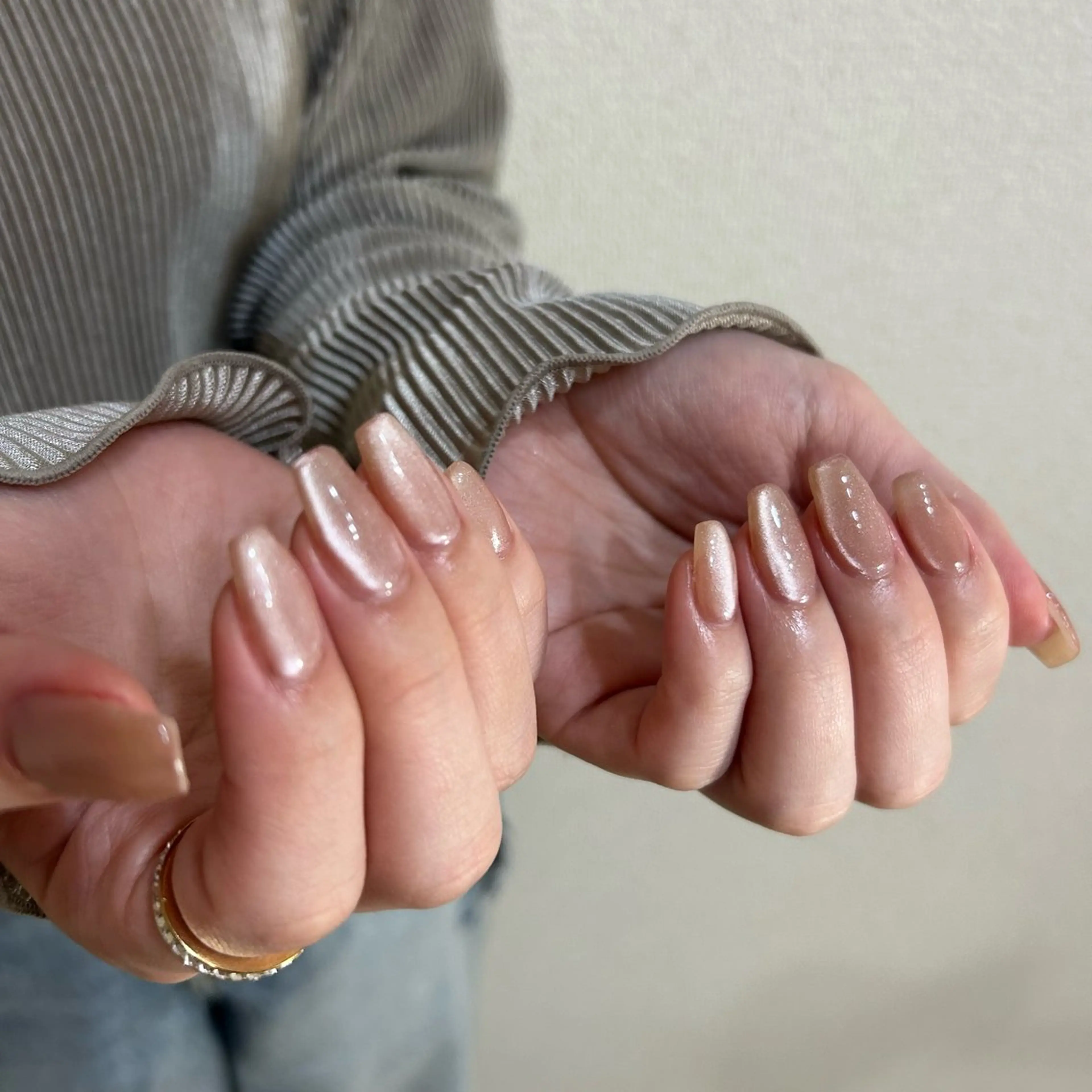 ネイル ブルー フットネイル ジェルネイル キラキラネイル 韓国ネイル ハンドネイル RooM -produce by maynail-所属・RooM -mizuki-のネイルデザイン