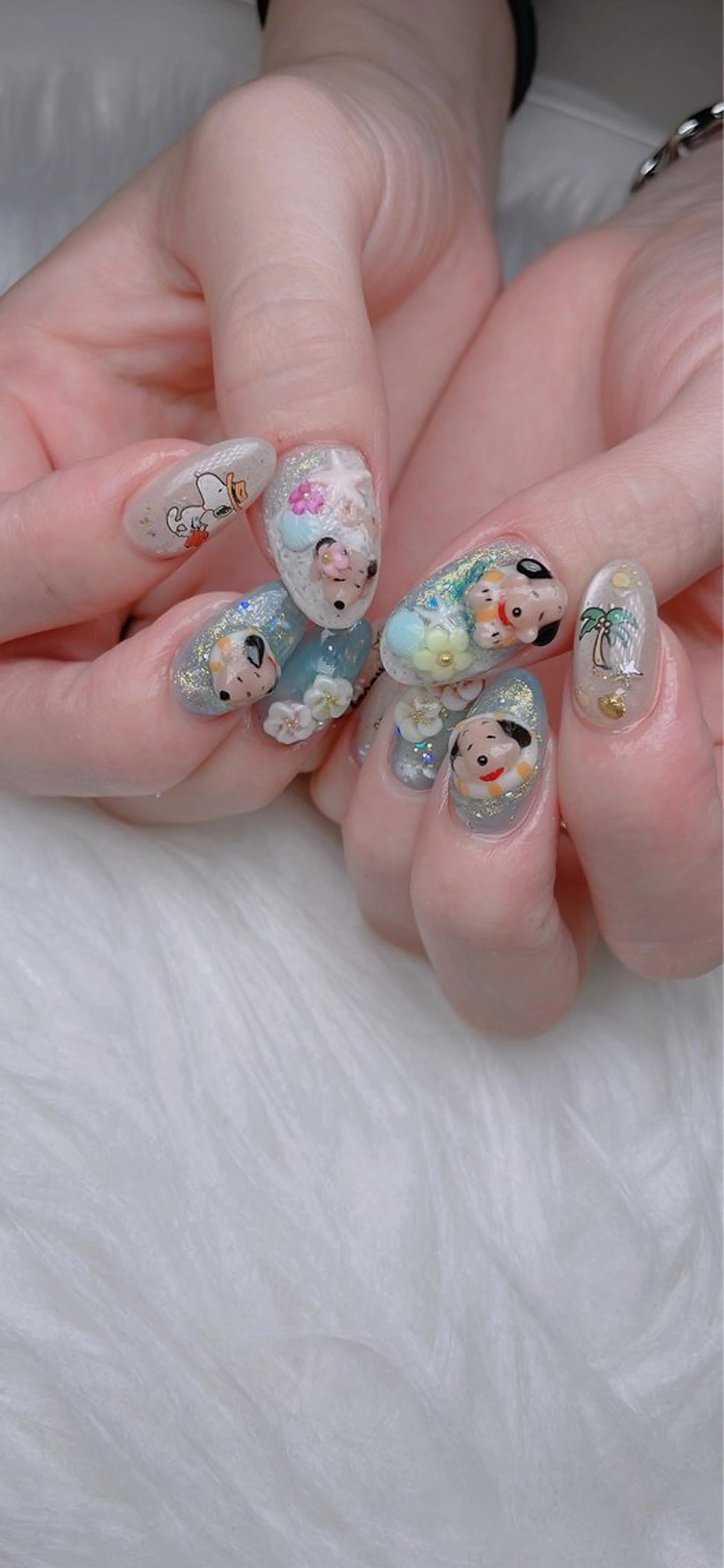 ネイル JINI NAIL所属・ジニ ネイルのネイルデザイン