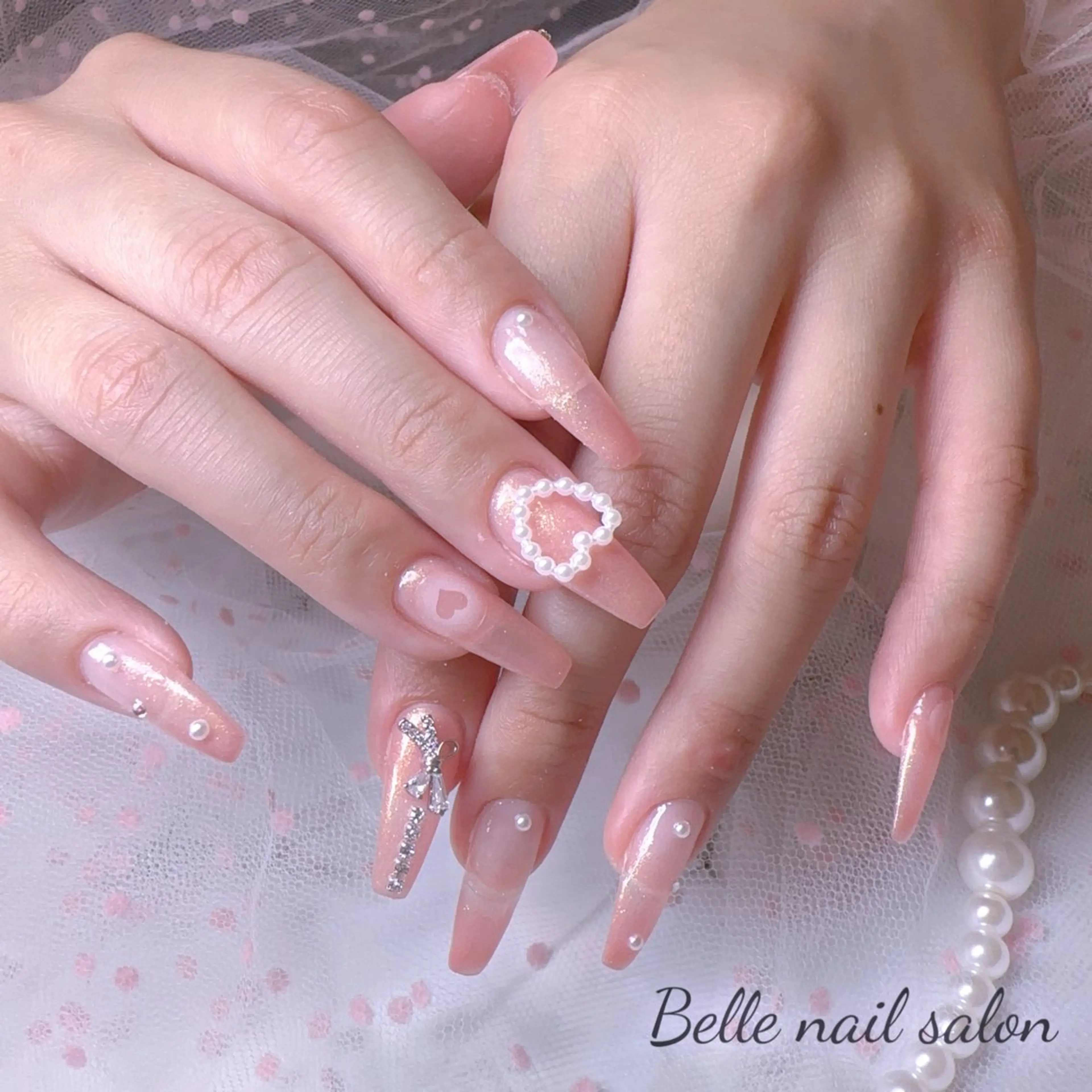 ネイル オーロラネイル フットネイル 韓国ネイル ラメ(グリッター) ラメグラデーション ハンドネイル Belle nail salon 新小岩のネイルデザイン