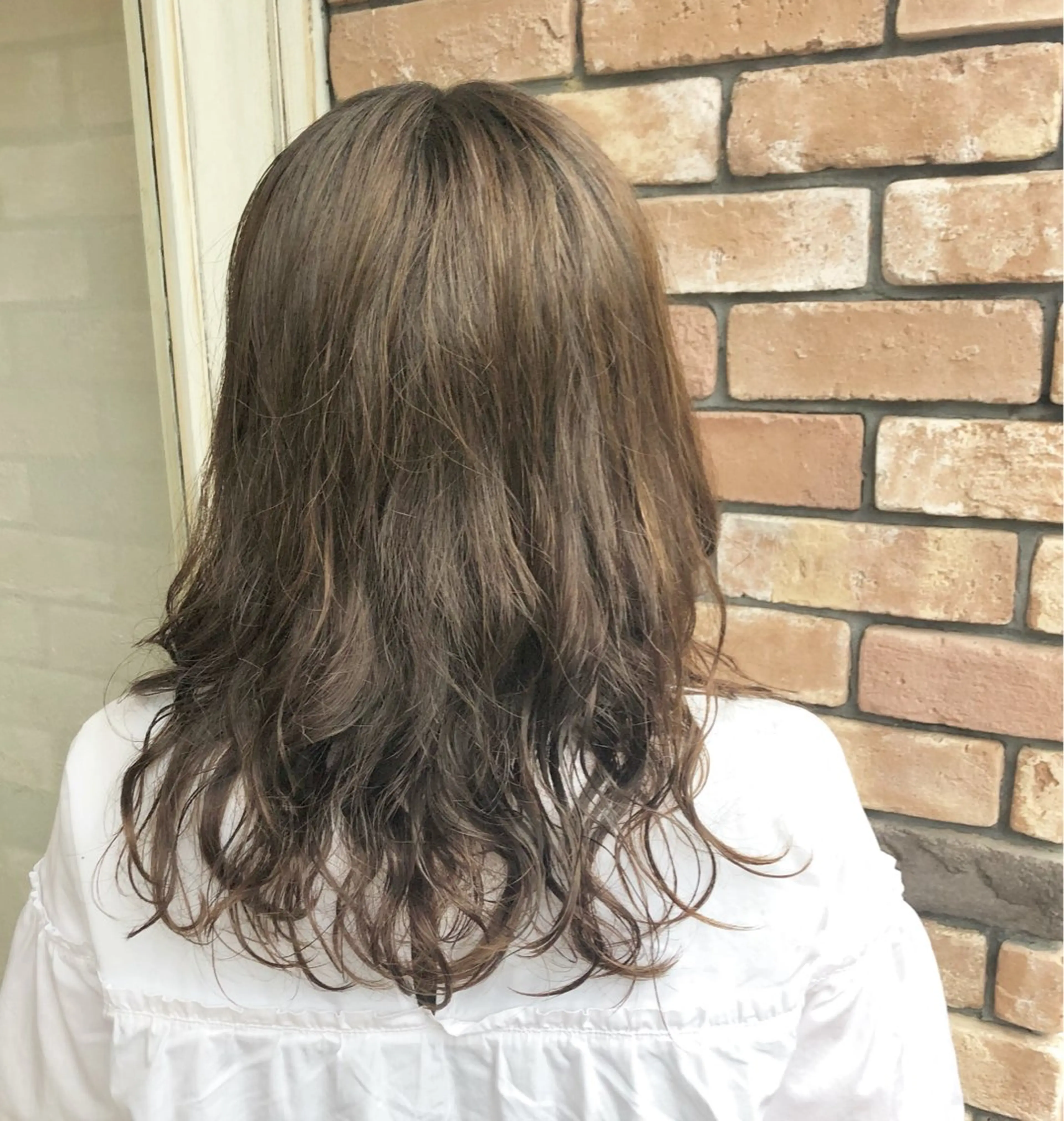 セミロング カラー パーマ セミロングパーマ デジタルパーマ TOTAL BEAUTY BREK PENTA所属・西尾 梢枝のマツエク・マツパデザイン