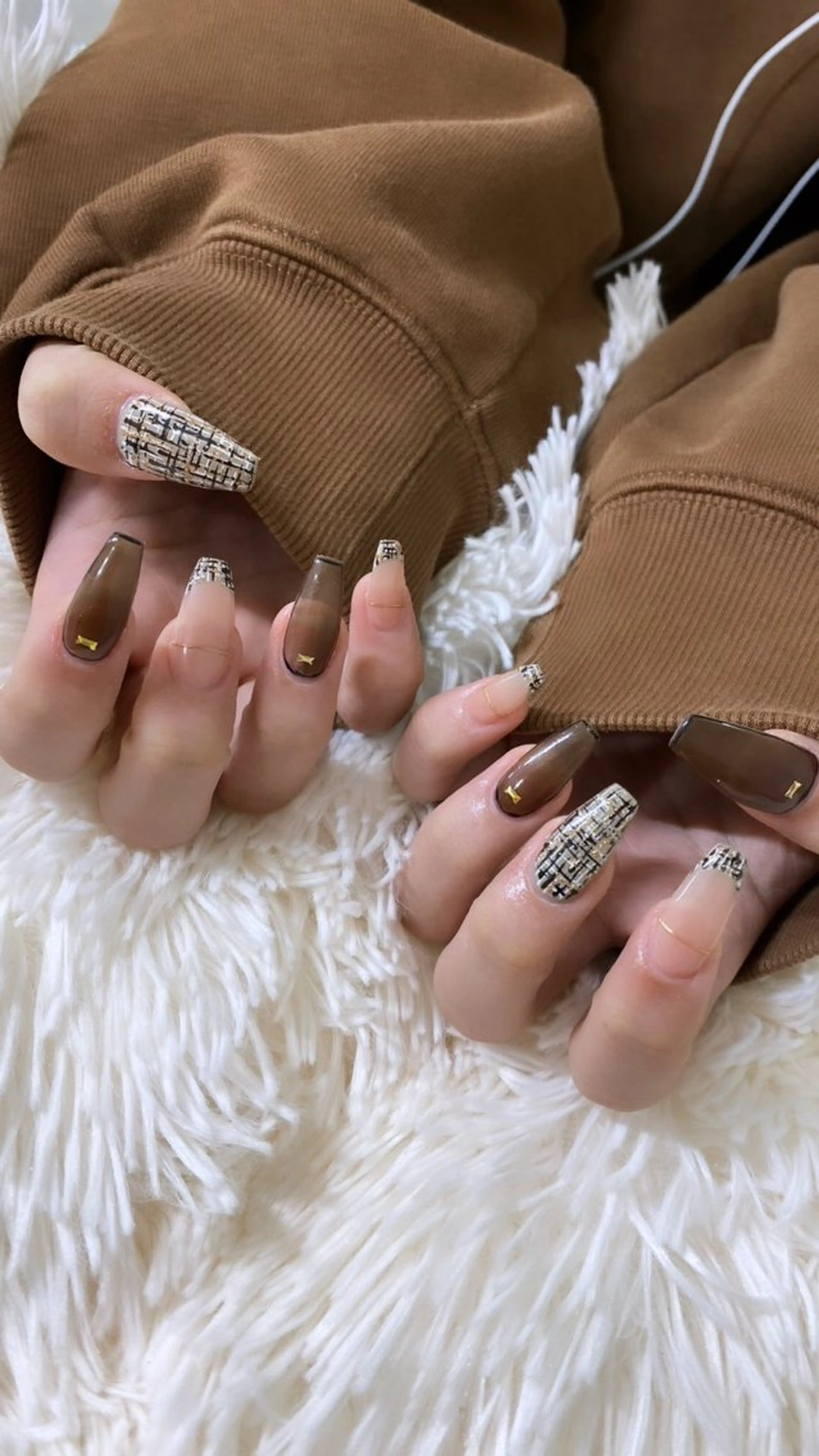 ネイル PEEKABOO京橋 EYE&NAILのマツエク・マツパデザイン