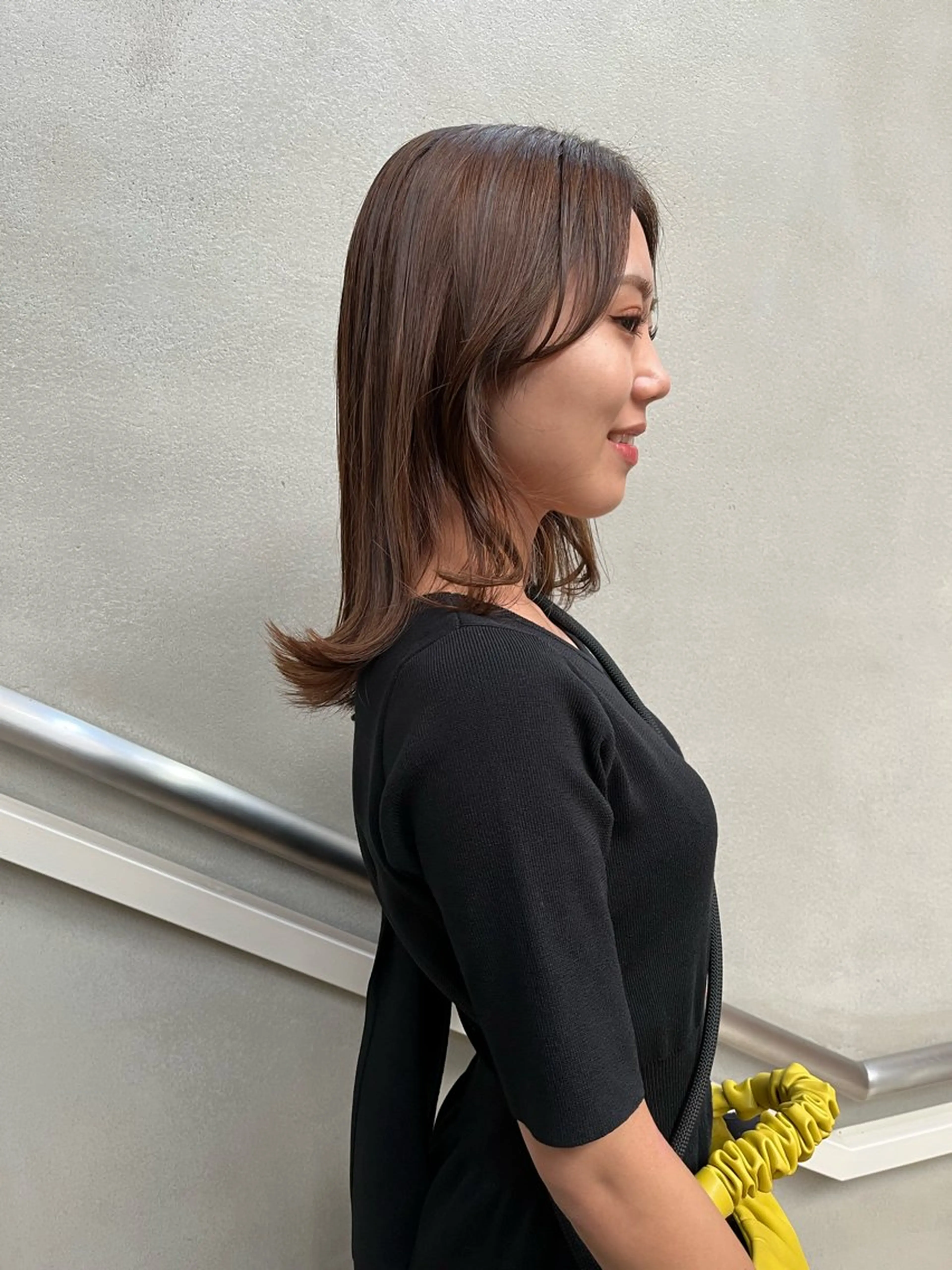 ミディアム カラー 佐藤 永夏のヘアスタイル