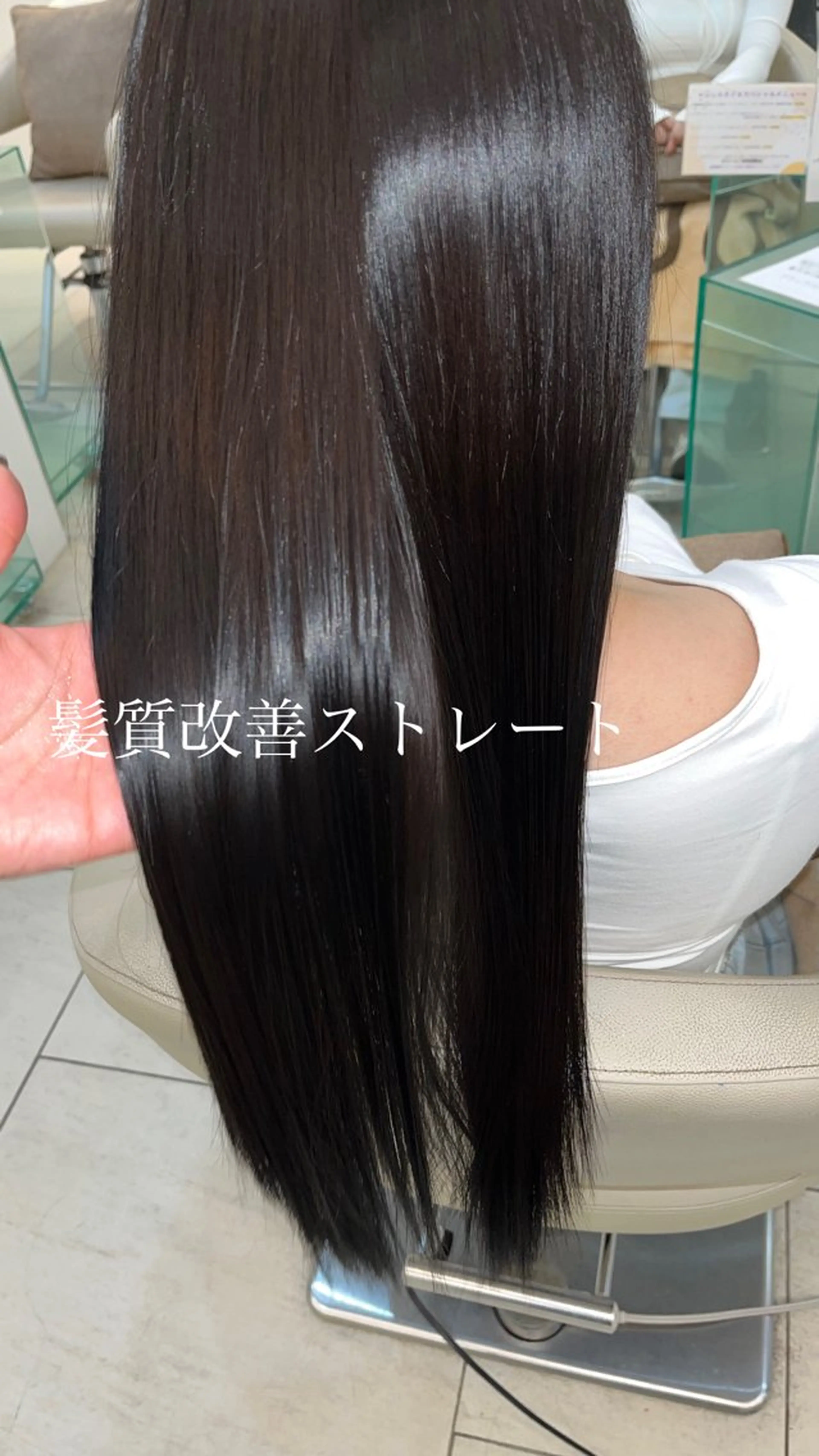 ロング パーマ 似合わせカット暖色 カラーhiyonaのヘアスタイル