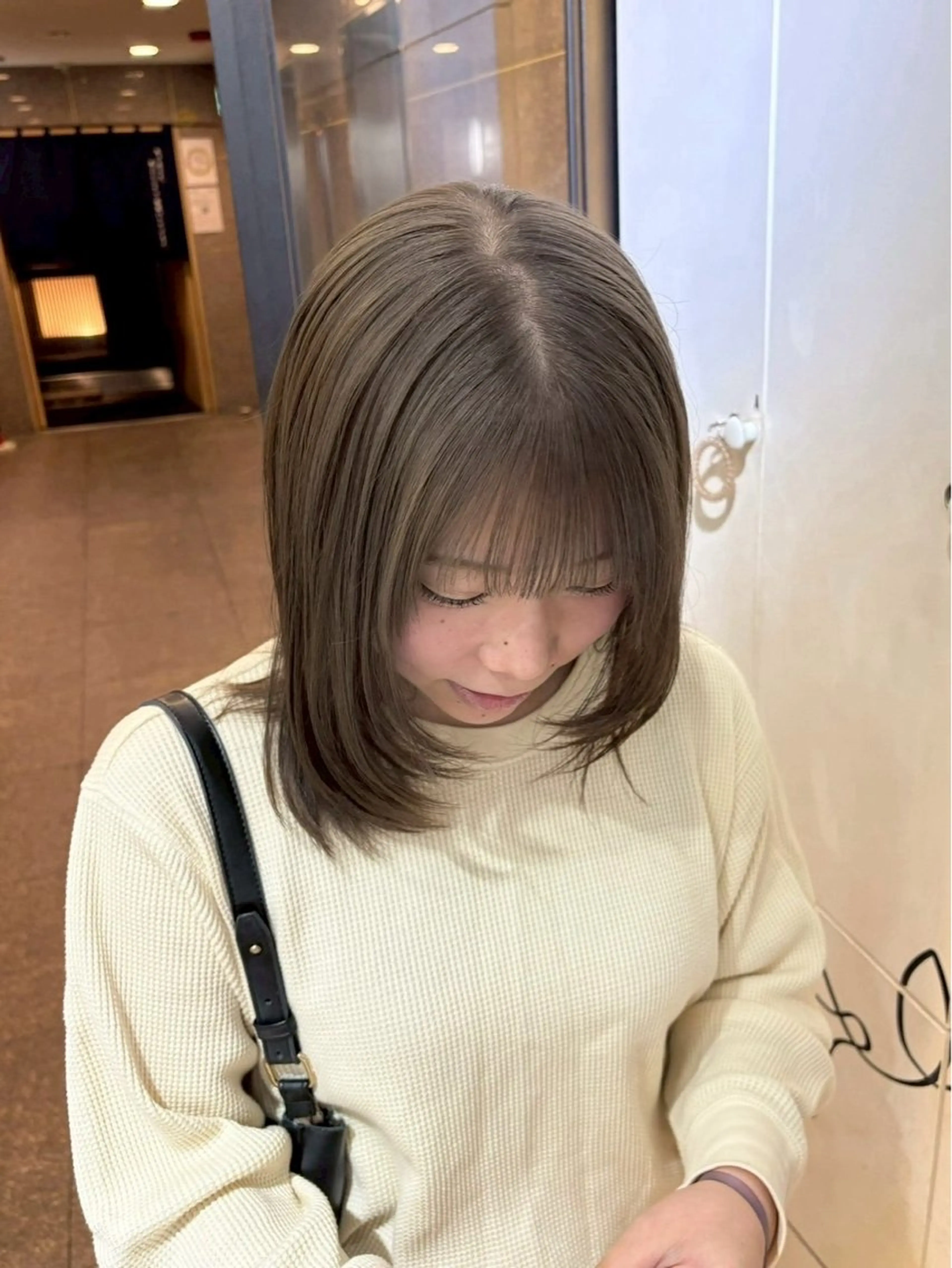 ミディアム 野上 こころのヘアスタイル