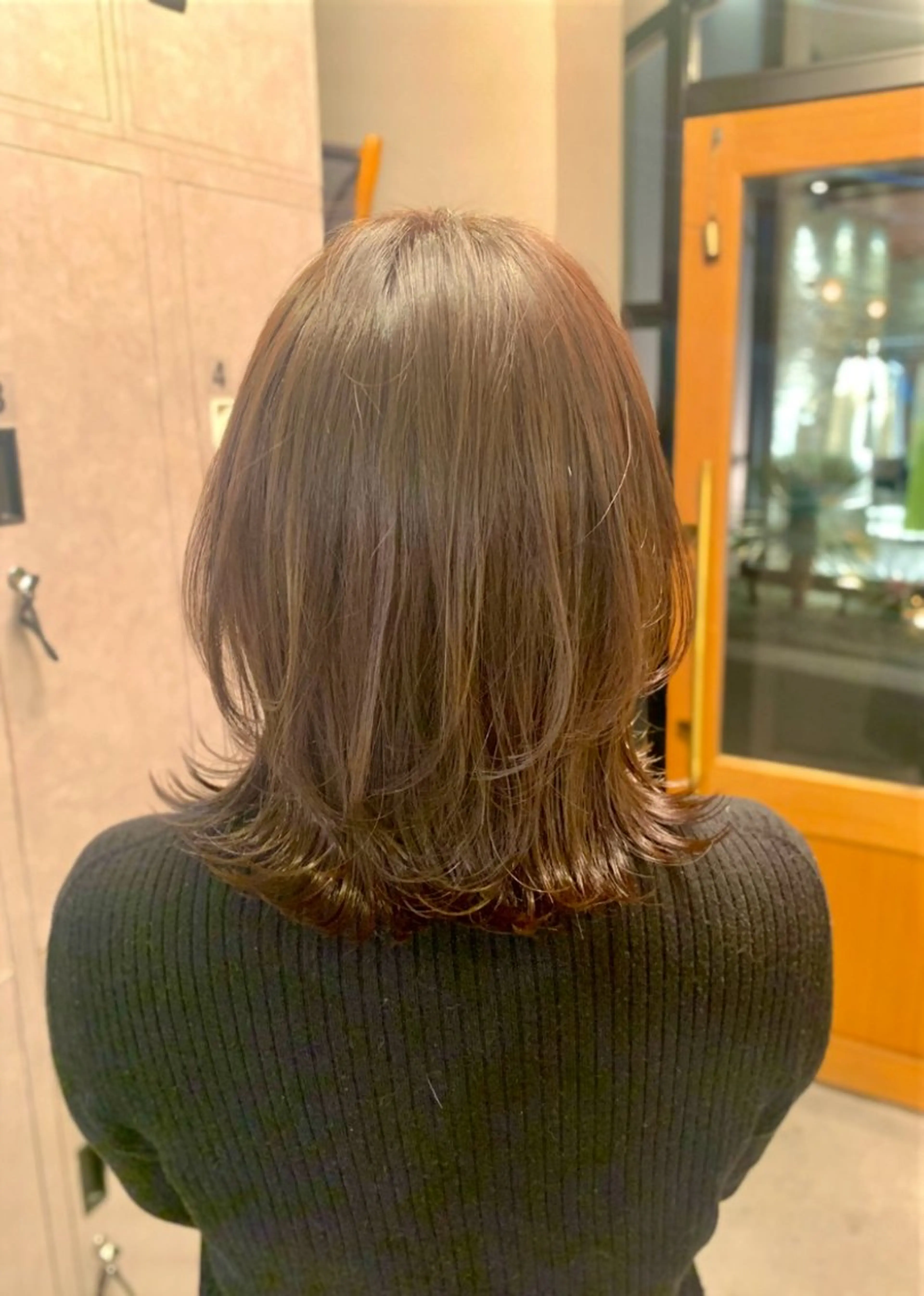 ミディアム カラー ボブレイヤー ブラウンカラー 透明感カラー ボブ レイヤーカット カット ヘアカラー ブリーチなしベージュ 特化 松村 茶屋町のヘアスタイル