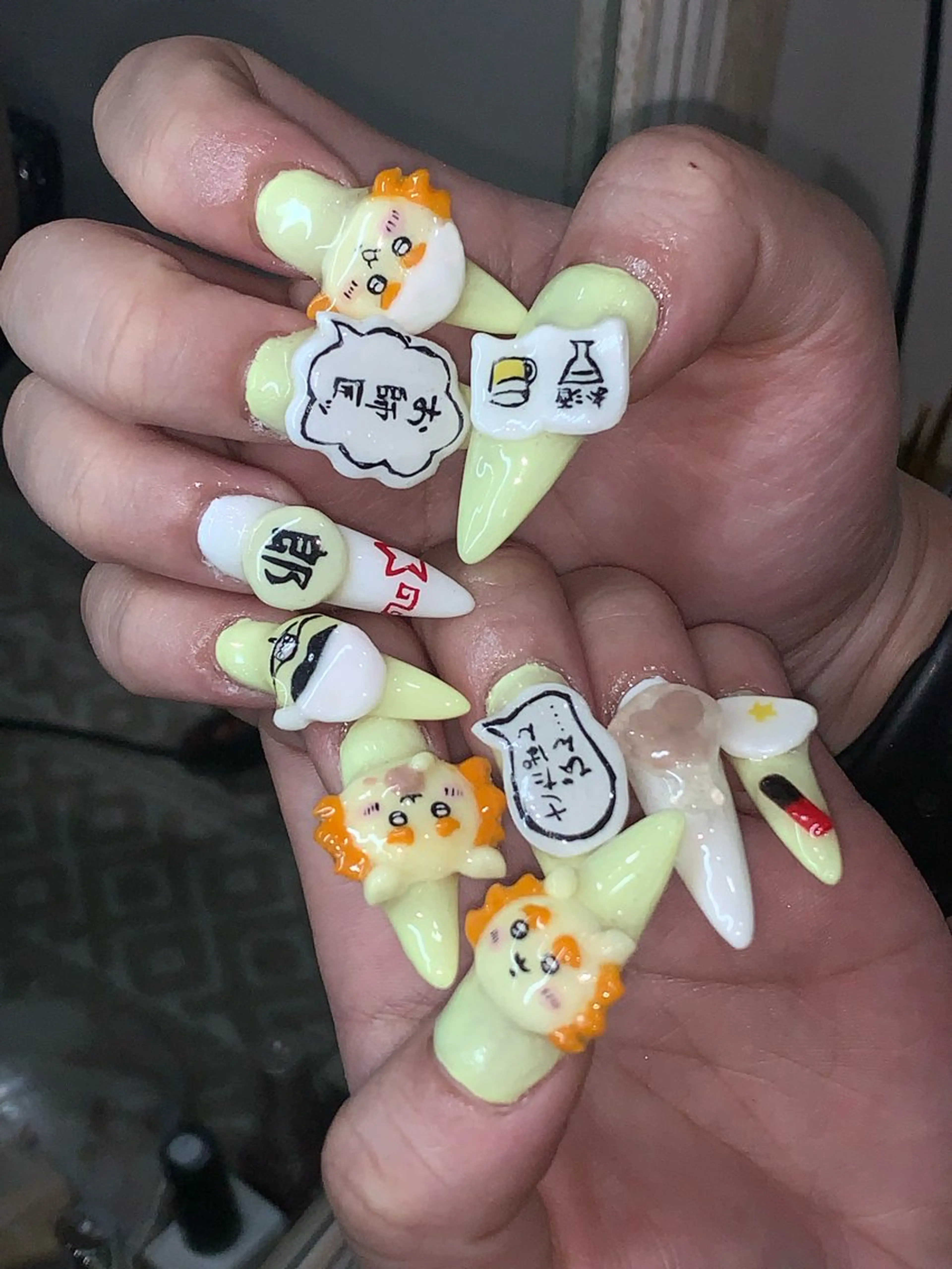 ネイル ハンドネイル NES NAIL所属・さゆり￤推しキャラ ￤ロングネイル🩷のネイルデザイン