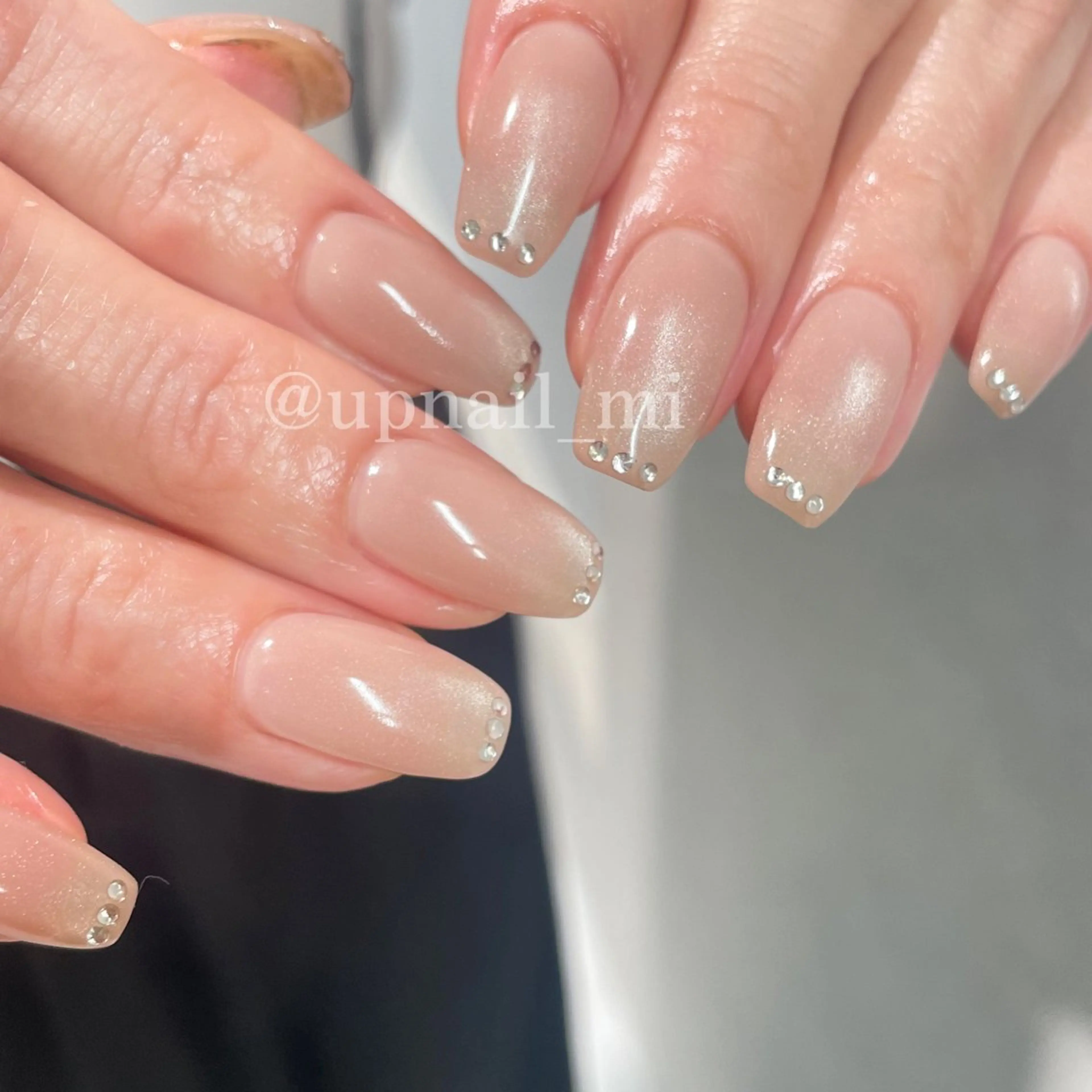 ネイル 花井 美友里のネイルデザイン