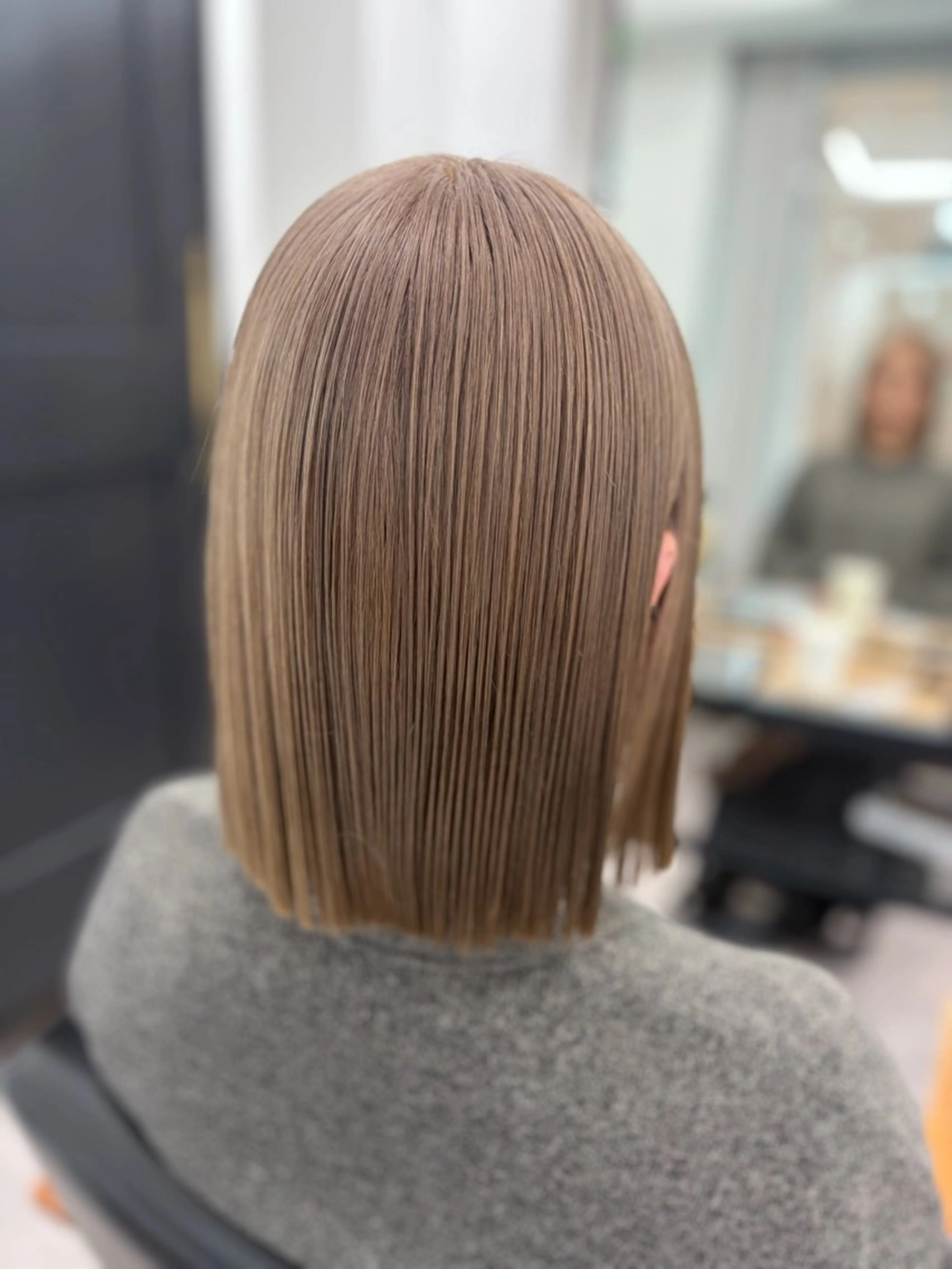 ミディアム カラー ベージュカラー ブリーチ 透明感カラー ボブ カット ヘアカラー トリートメント 🌿椿 夢来🌿のヘアスタイル