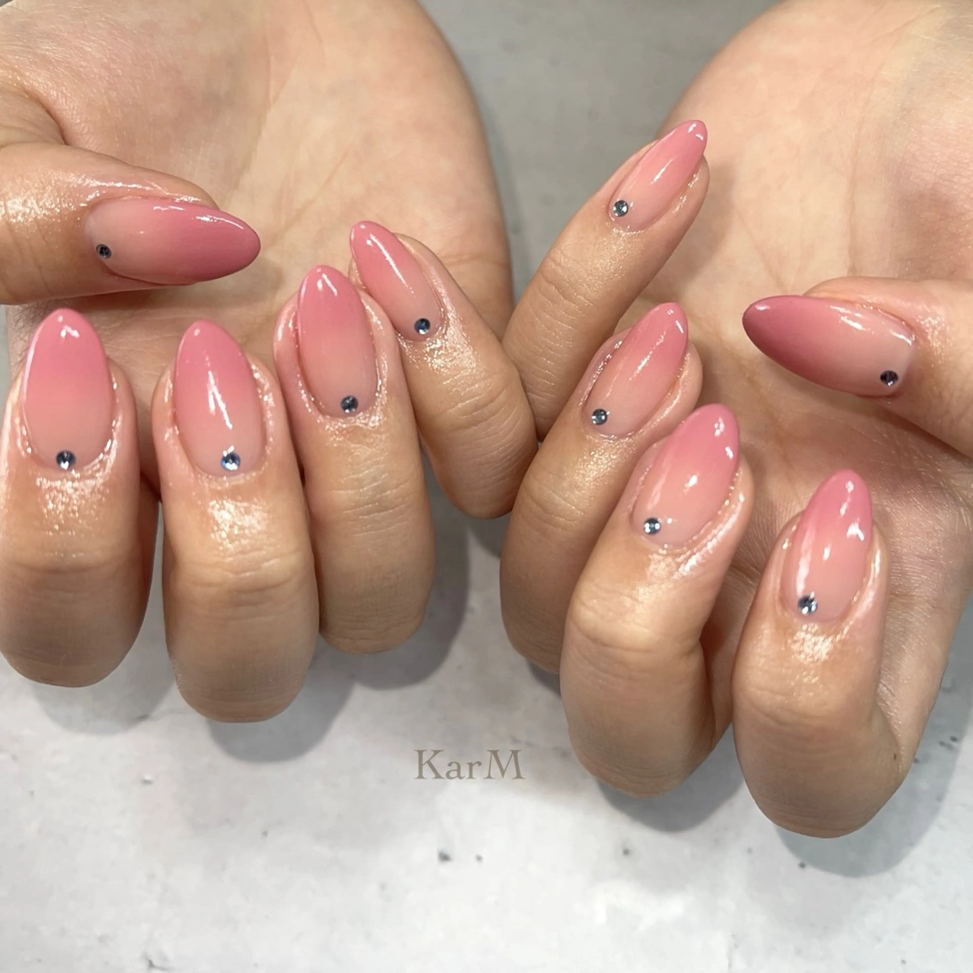 ネイル オーロラネイル ブルー チークネイル フラッシュネイル フレンチネイル ハンドネイル ogino karinのネイルデザイン