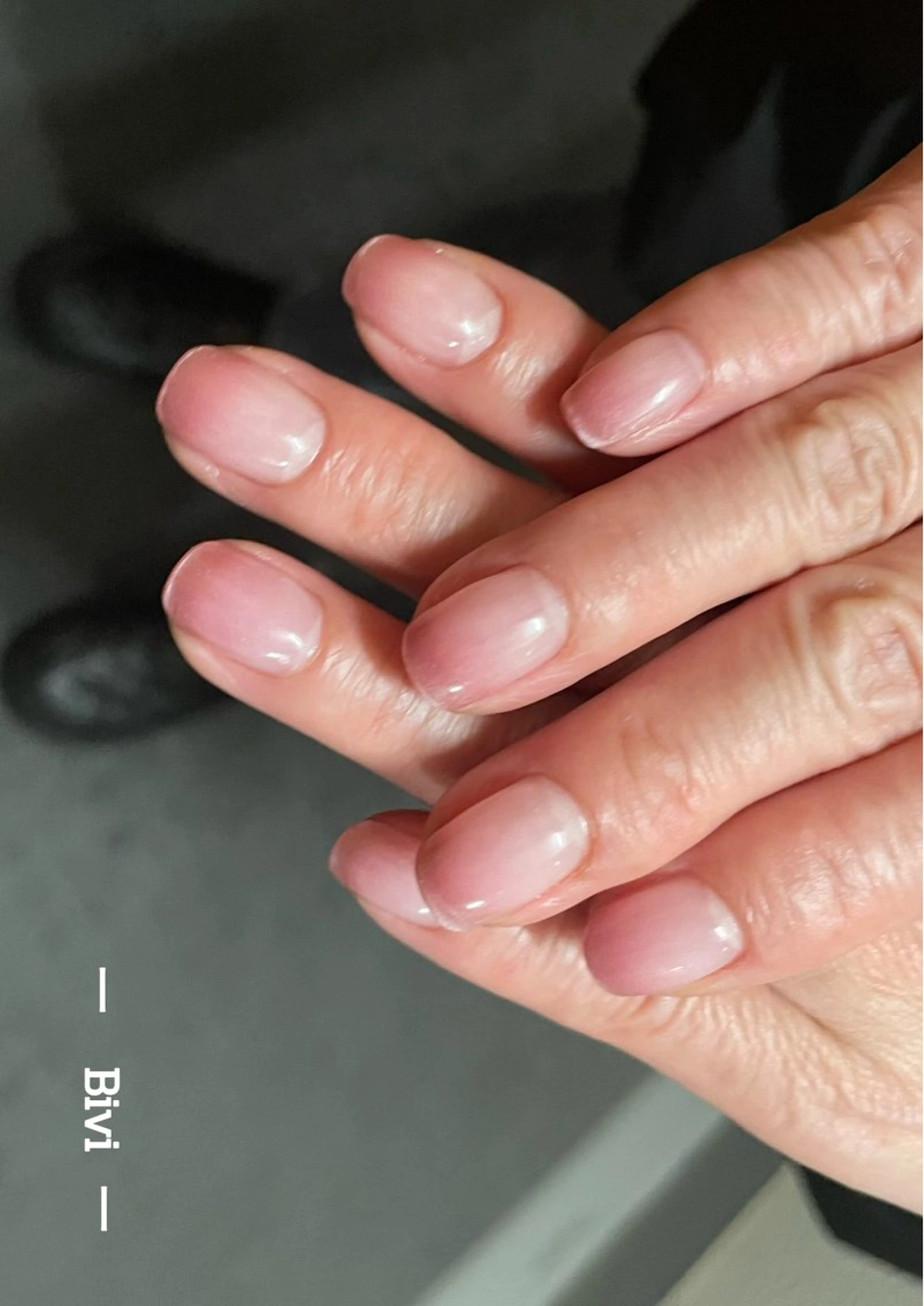 ネイル アートネイル フラッシュネイル グラデーション ラメ(グリッター) マグネットネイル ハンドネイル ハンドケア ♡Bivi♡自爪に 優しいネイルサロンのネイルデザイン