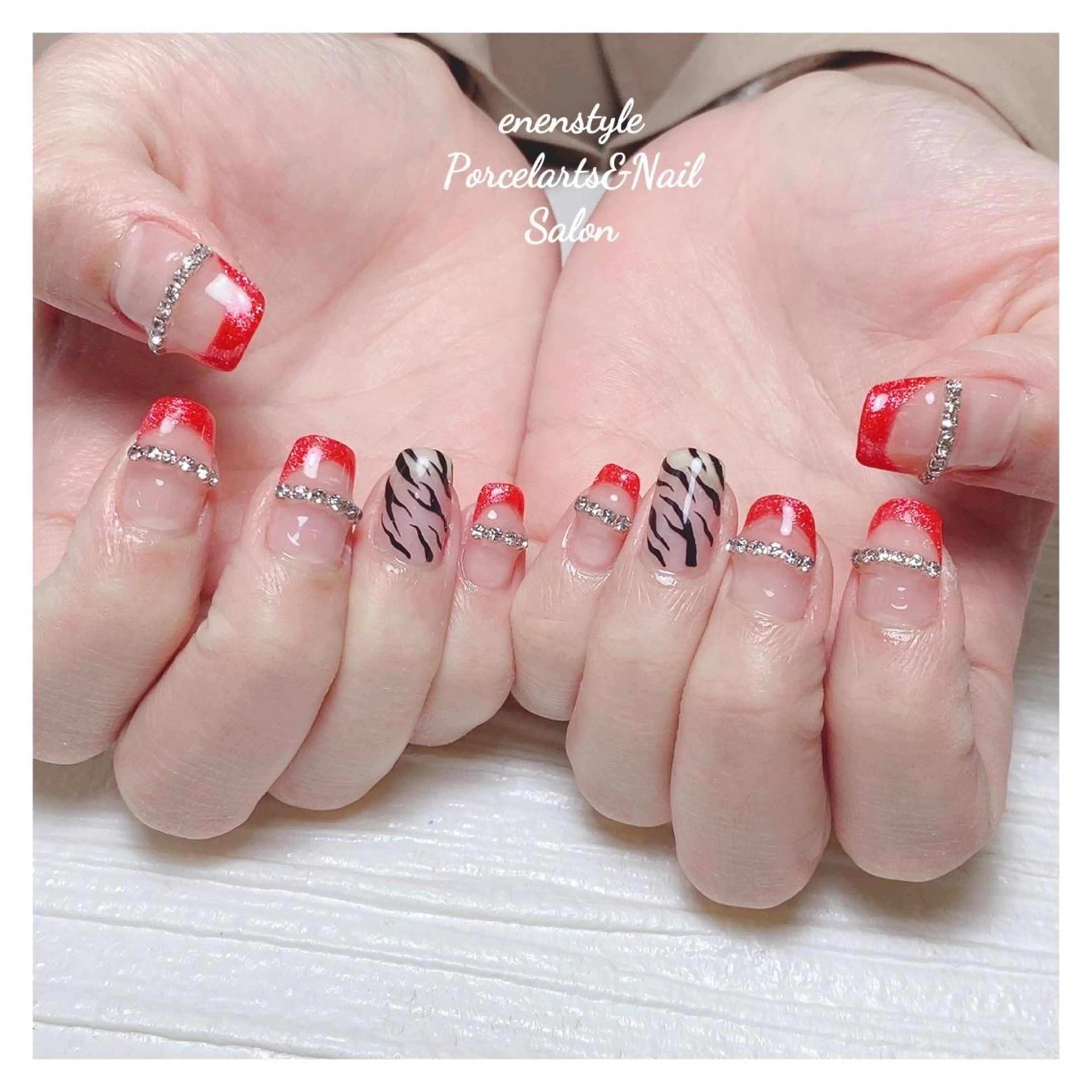ミディアム ネイル 👑enen style👑のネイルデザイン