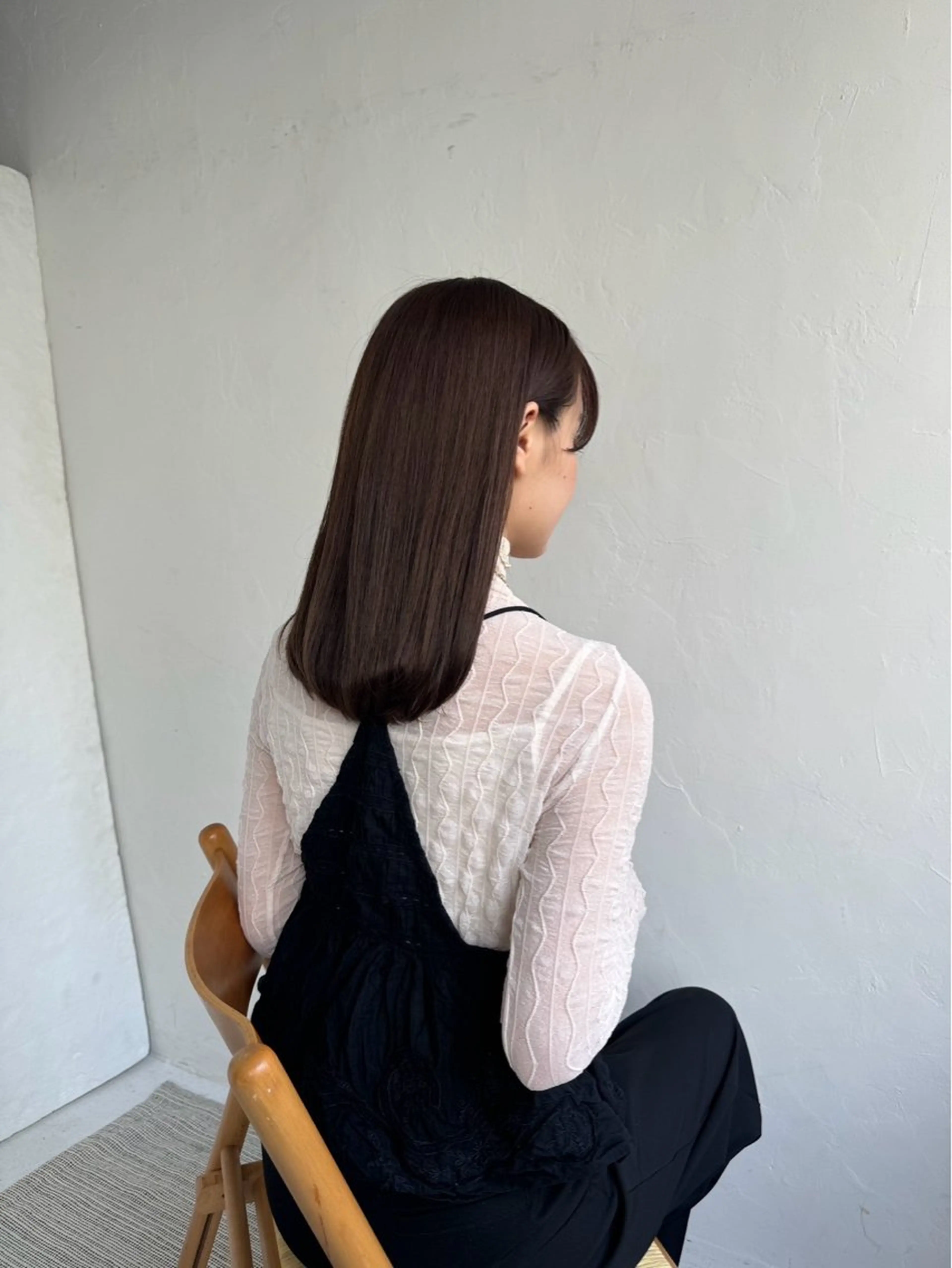 セミロング 銀座✨綺麗になれる ストレート✨中山蓮のヘアスタイル